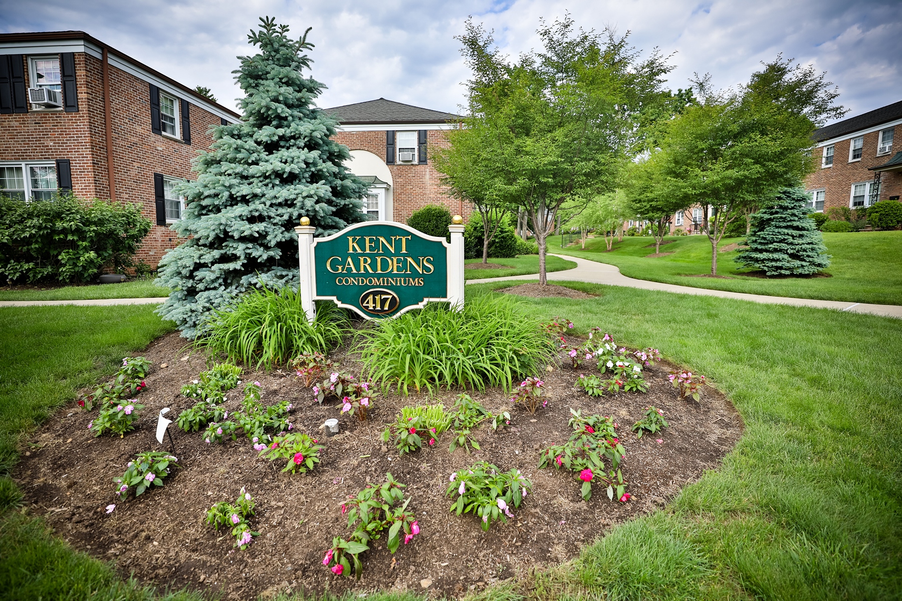 417 Morris Avenue, #35