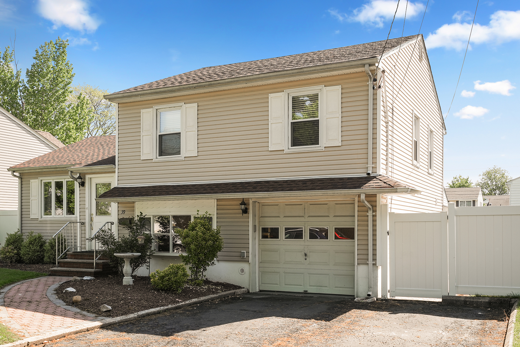 39 Wilshire Drive