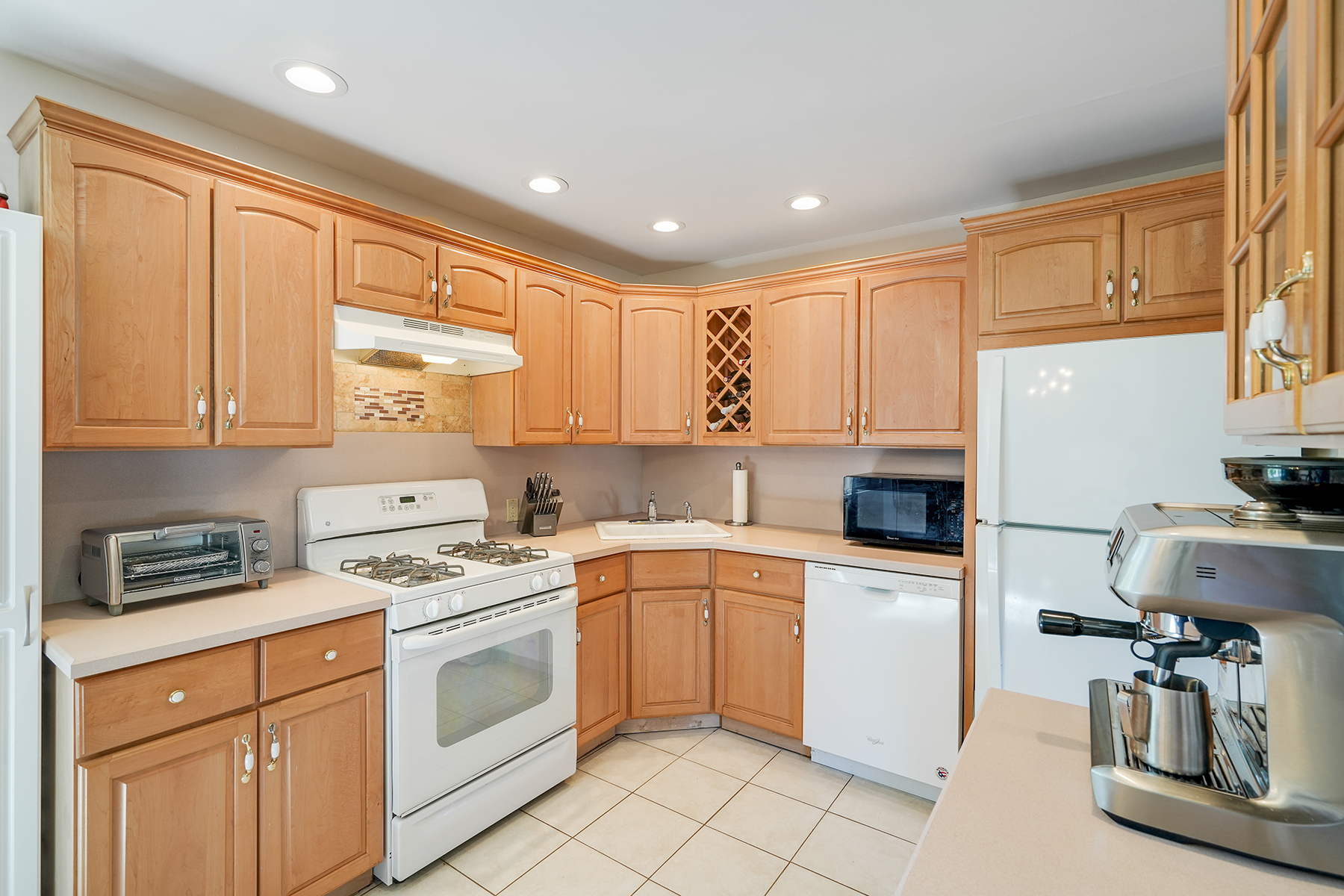 39 Wilshire Drive