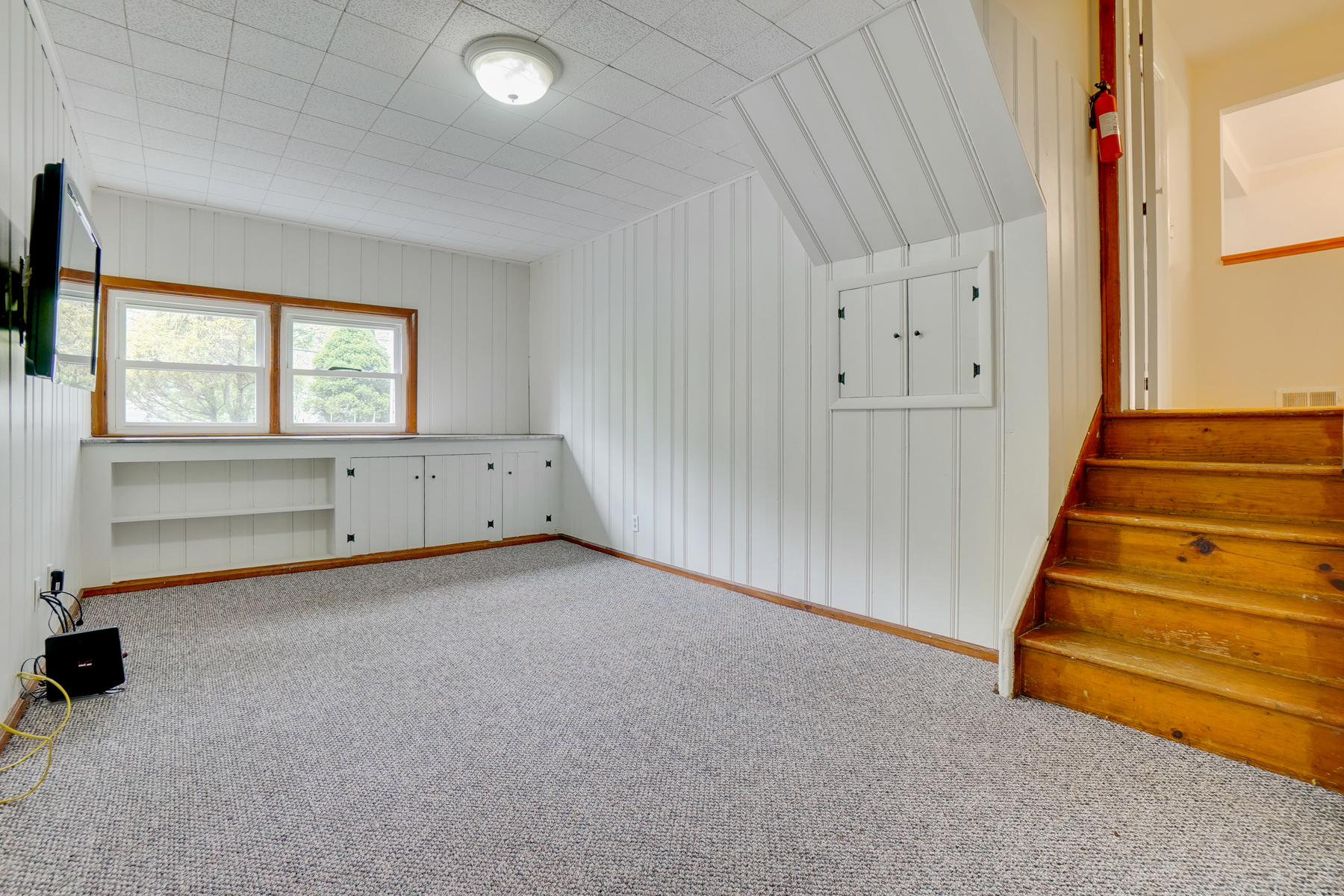 52 Forest Road