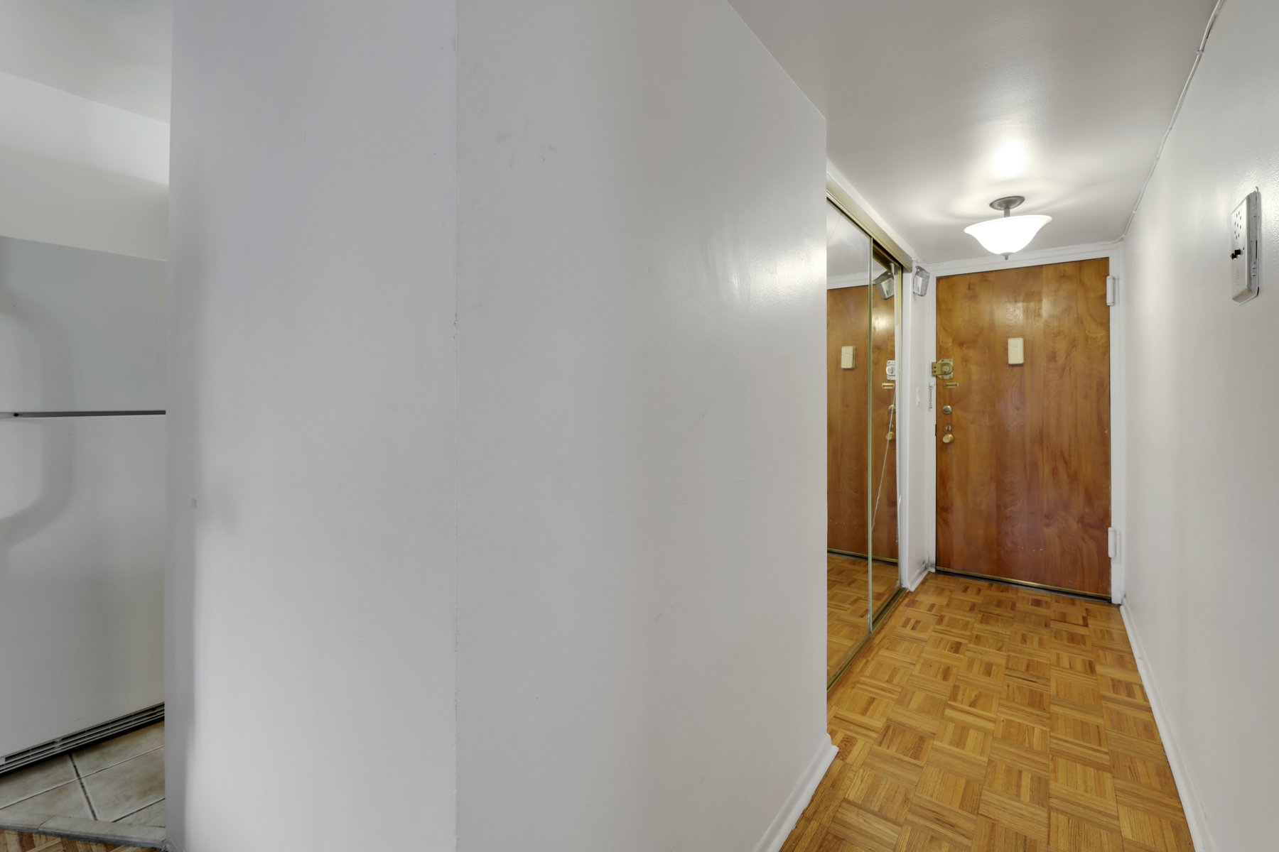 2185 Lemoine Avenue, #2B 