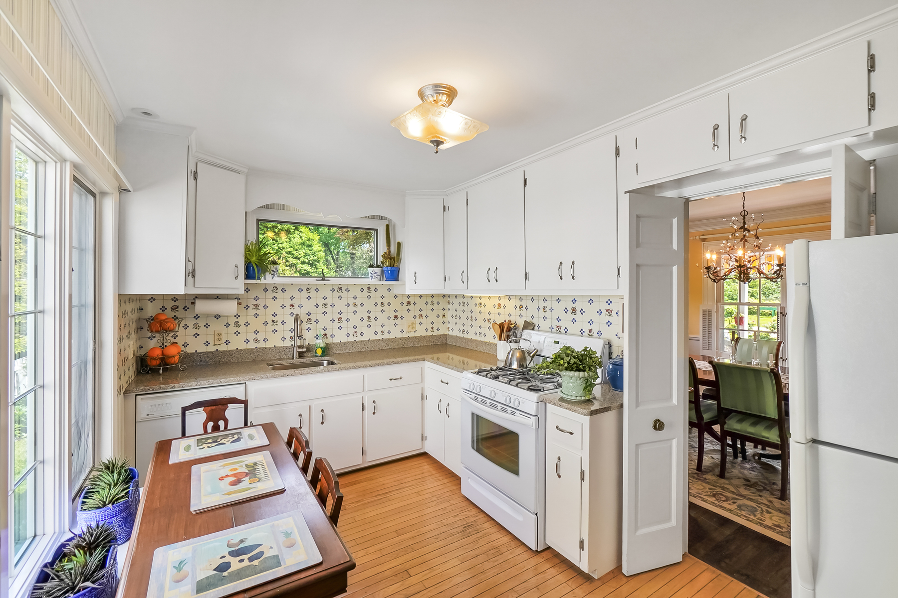 36 Van Doren Avenue