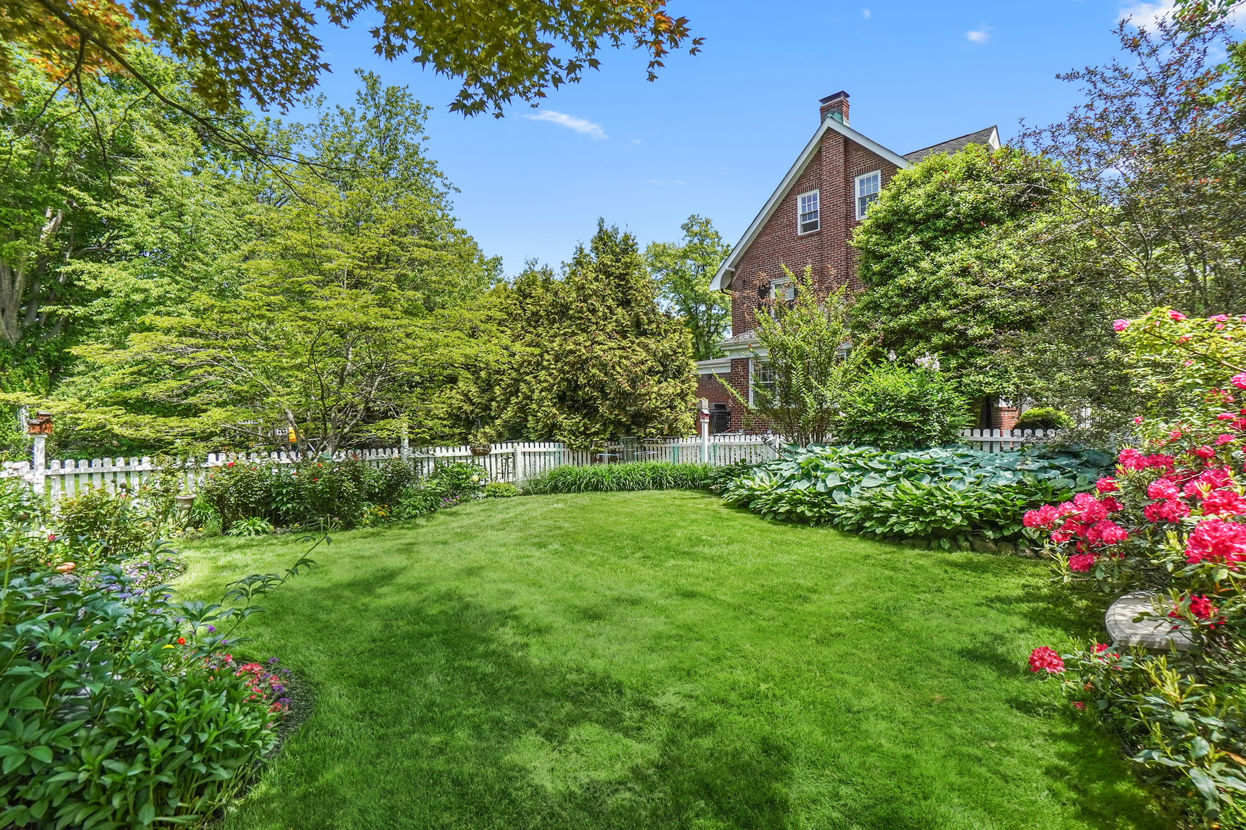 36 Van Doren Avenue