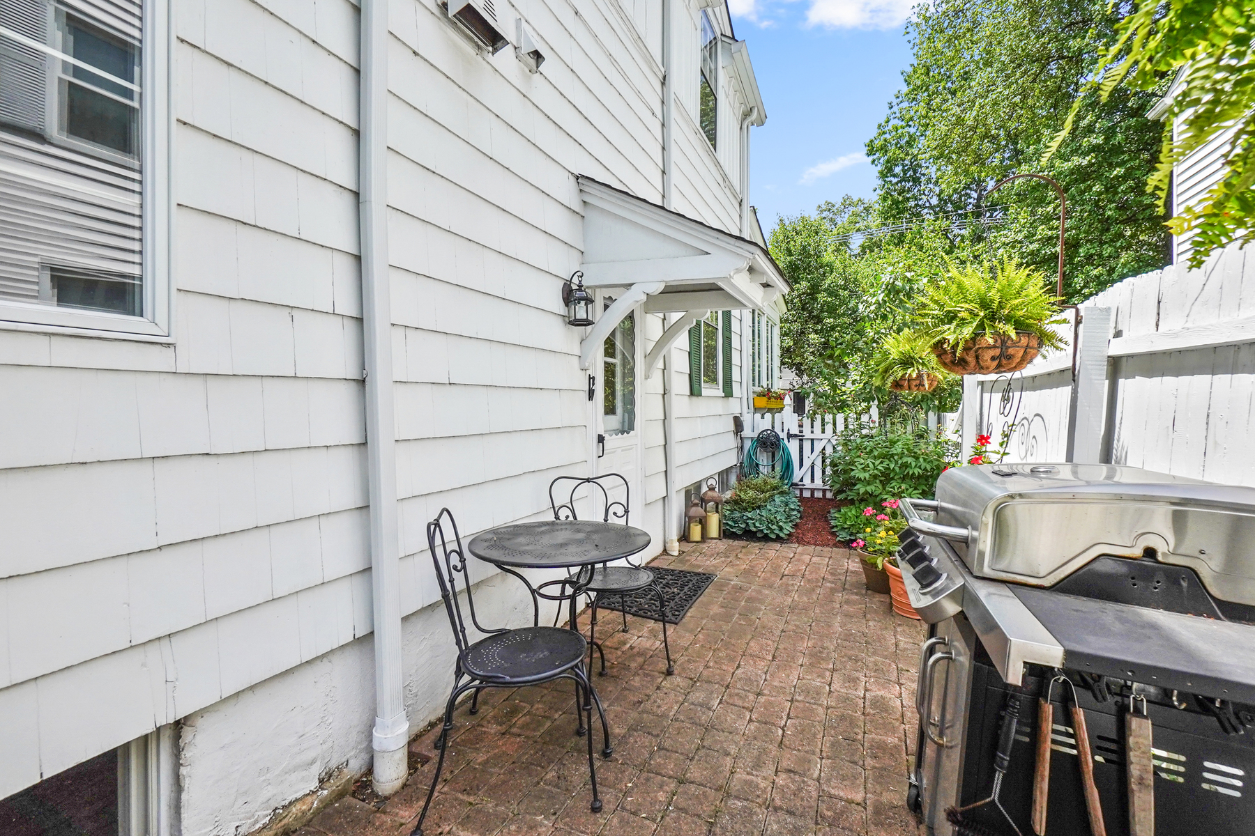 36 Van Doren Avenue