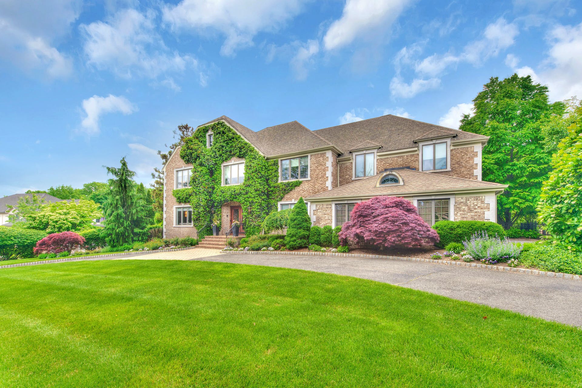 120 Delaware Lane