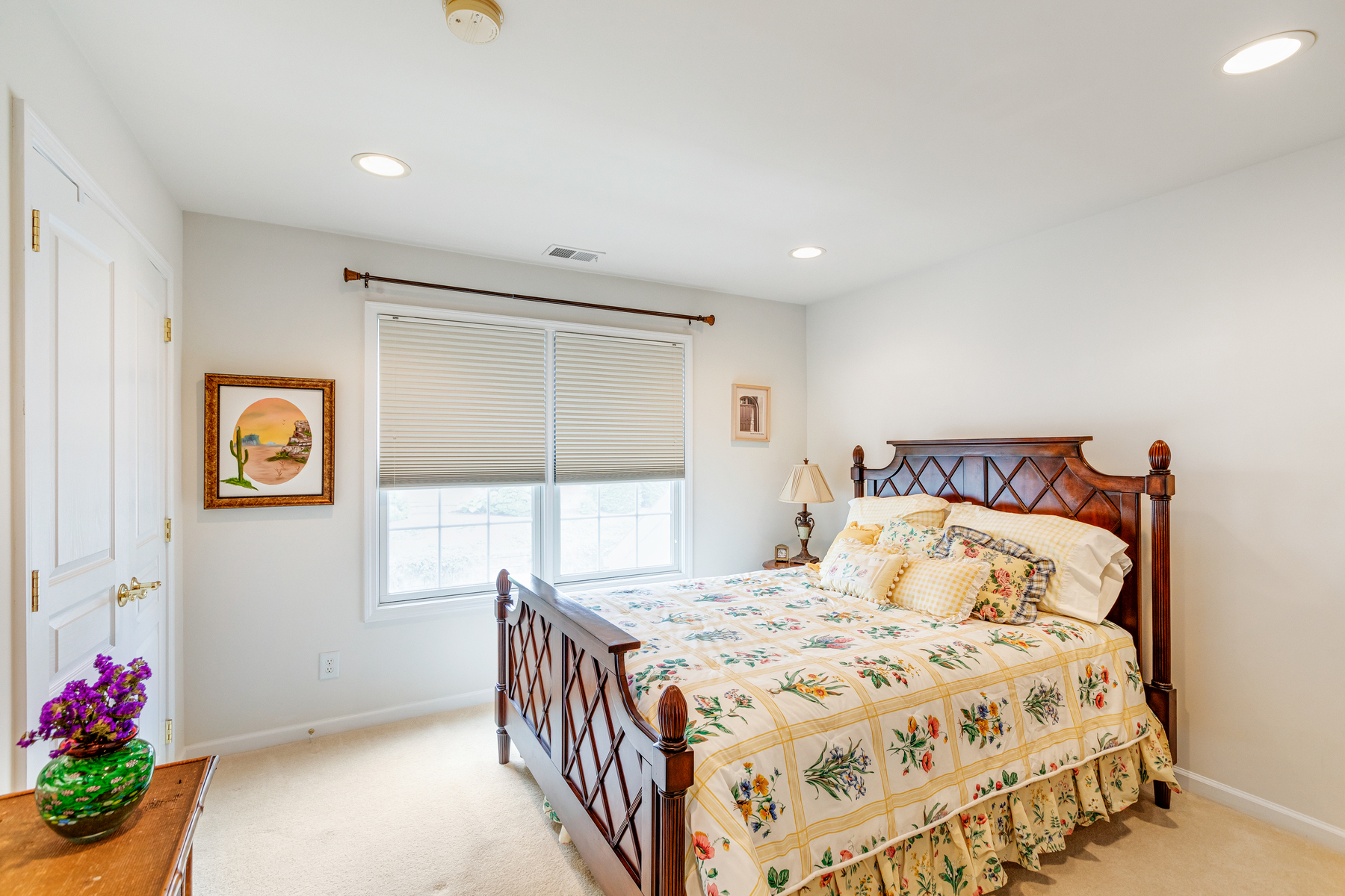 76 Hickory Hill Boulevard