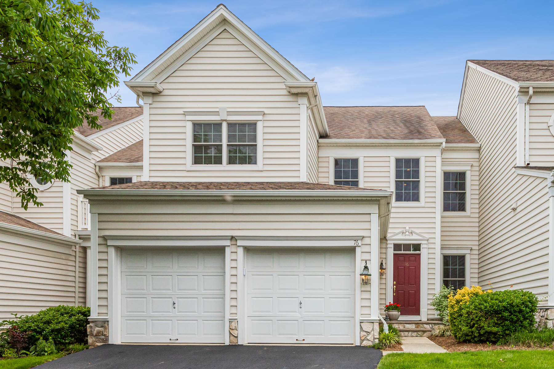76 Hickory Hill Boulevard
