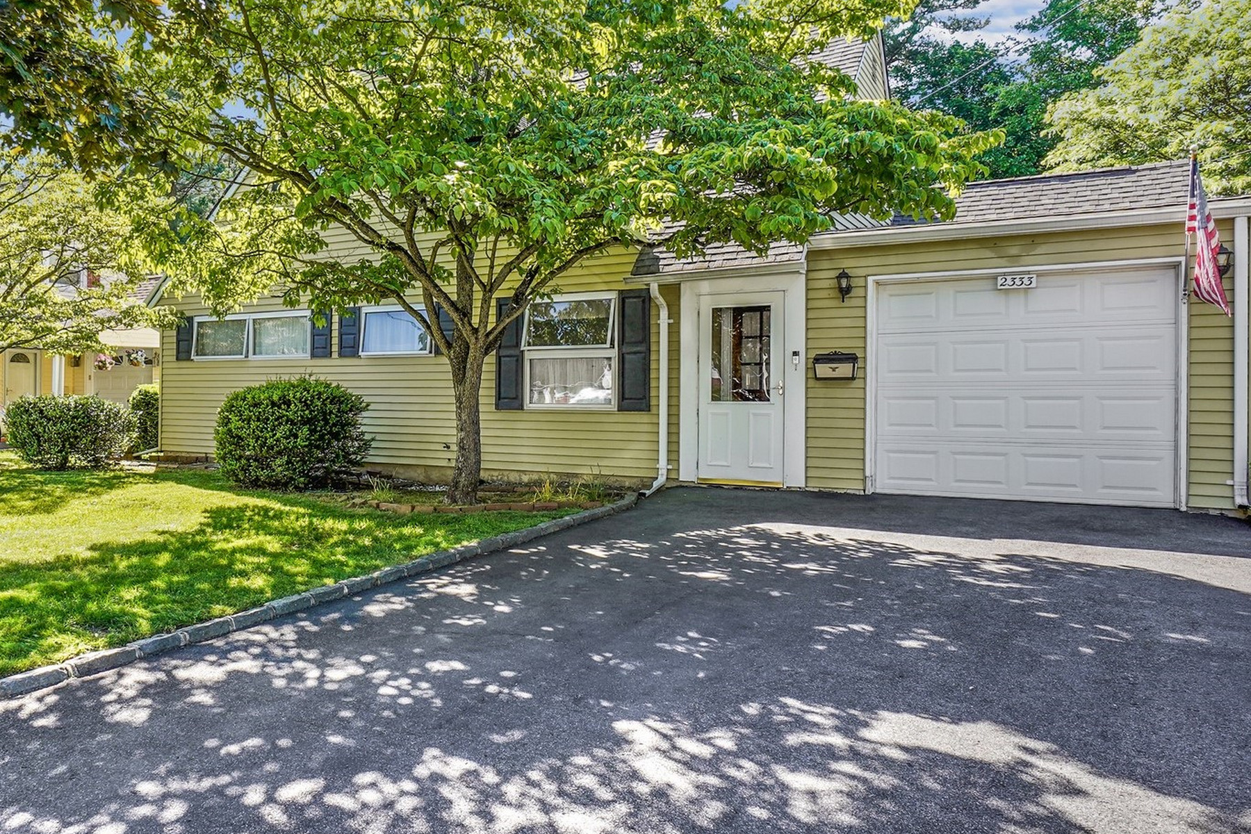 2333 Belvedere Drive