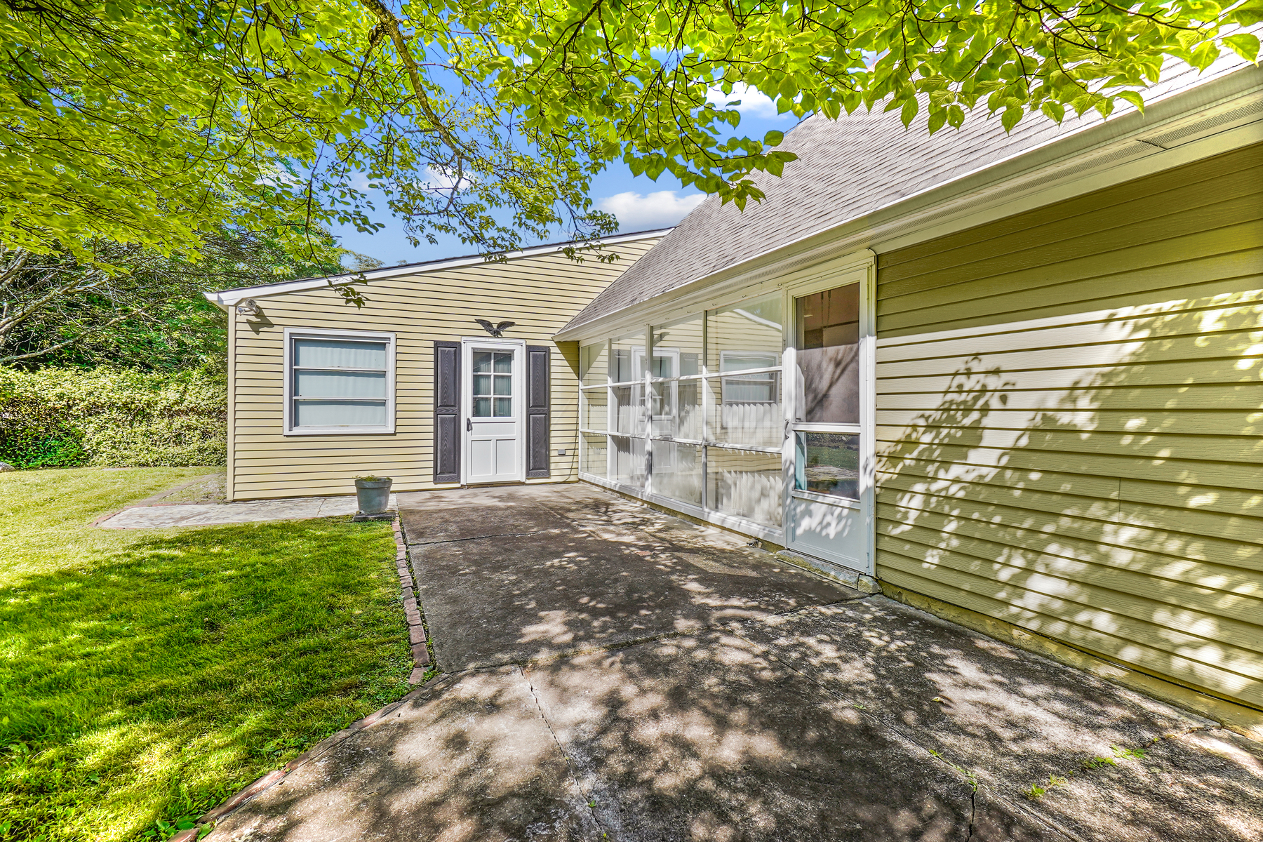 2333 Belvedere Drive