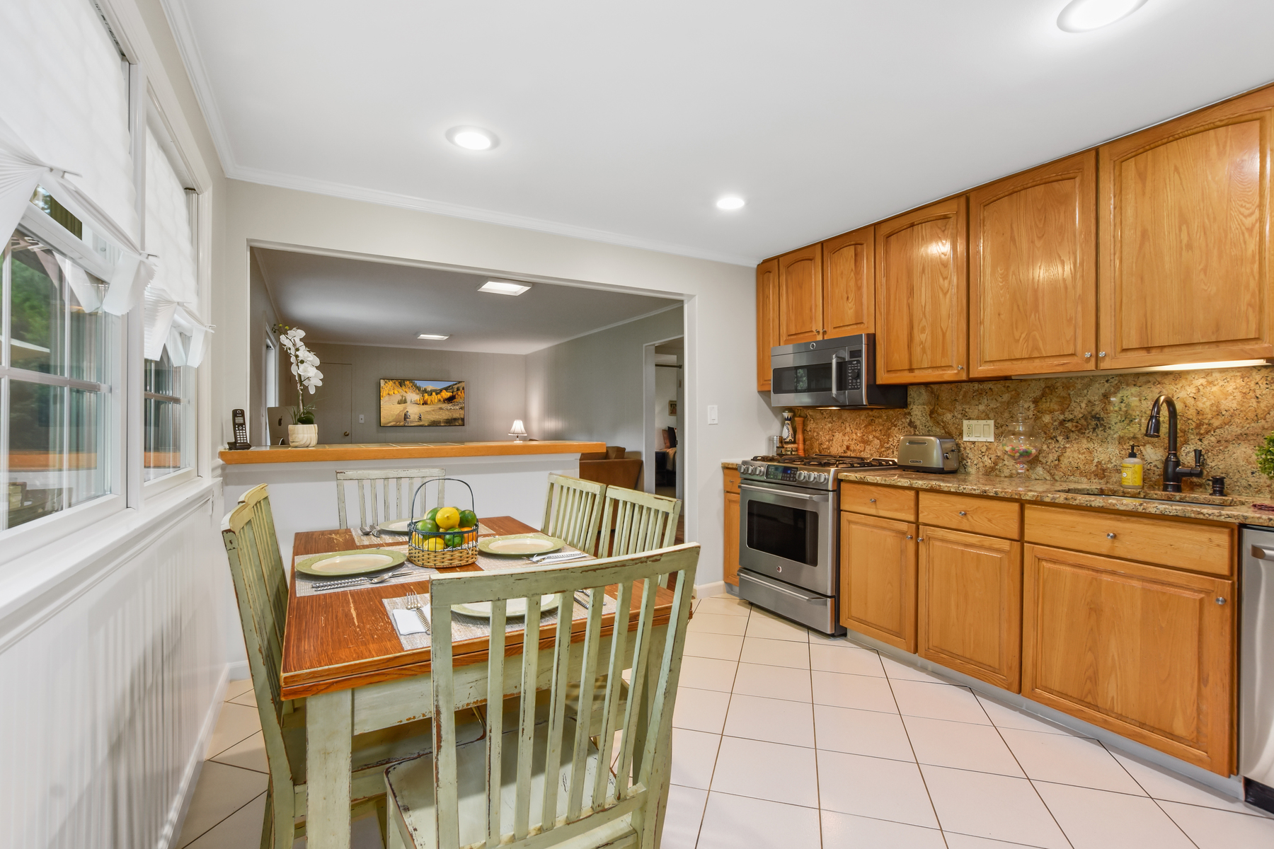 6 Tuxedo Drive