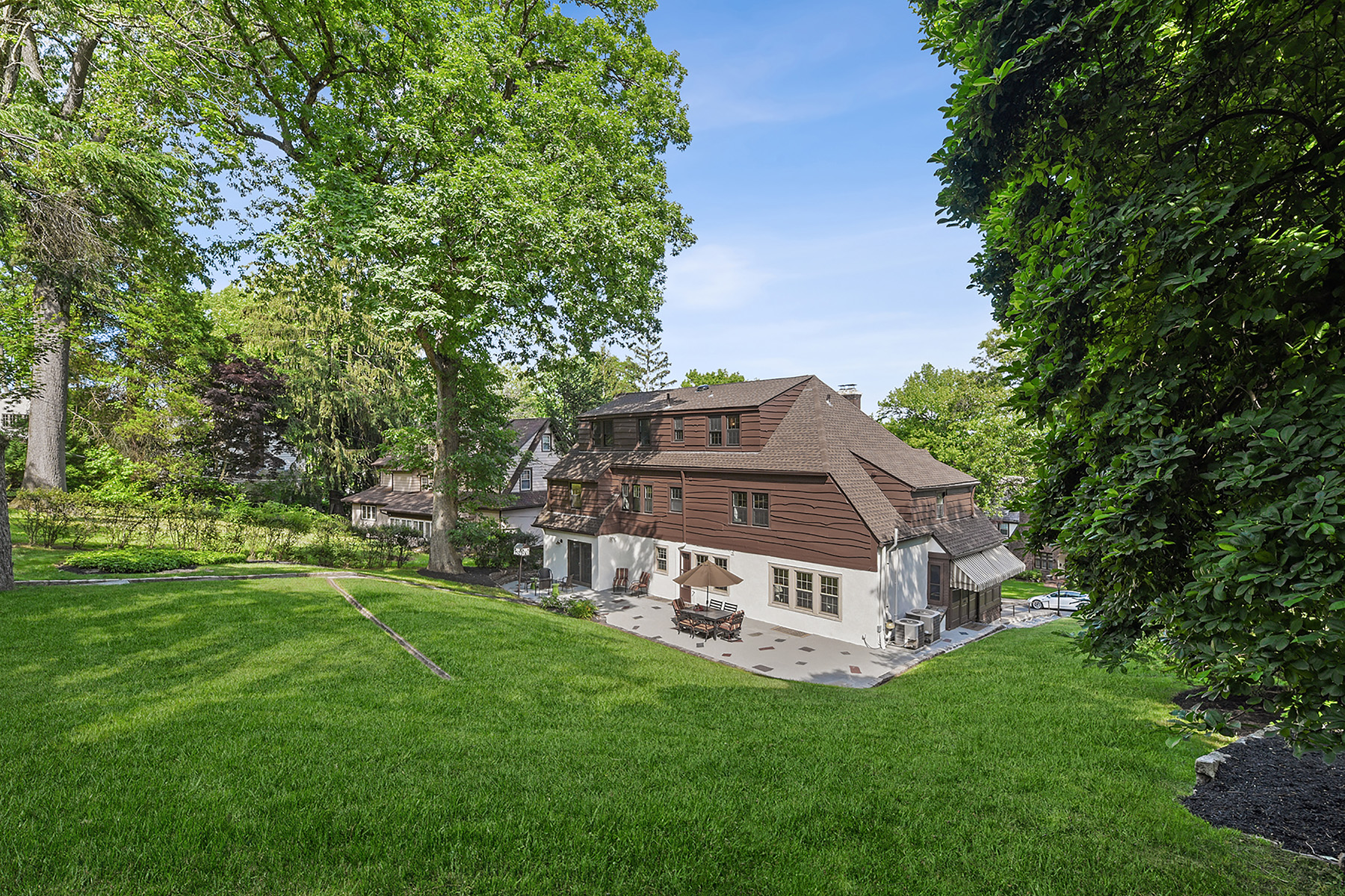 401 Harding Drive