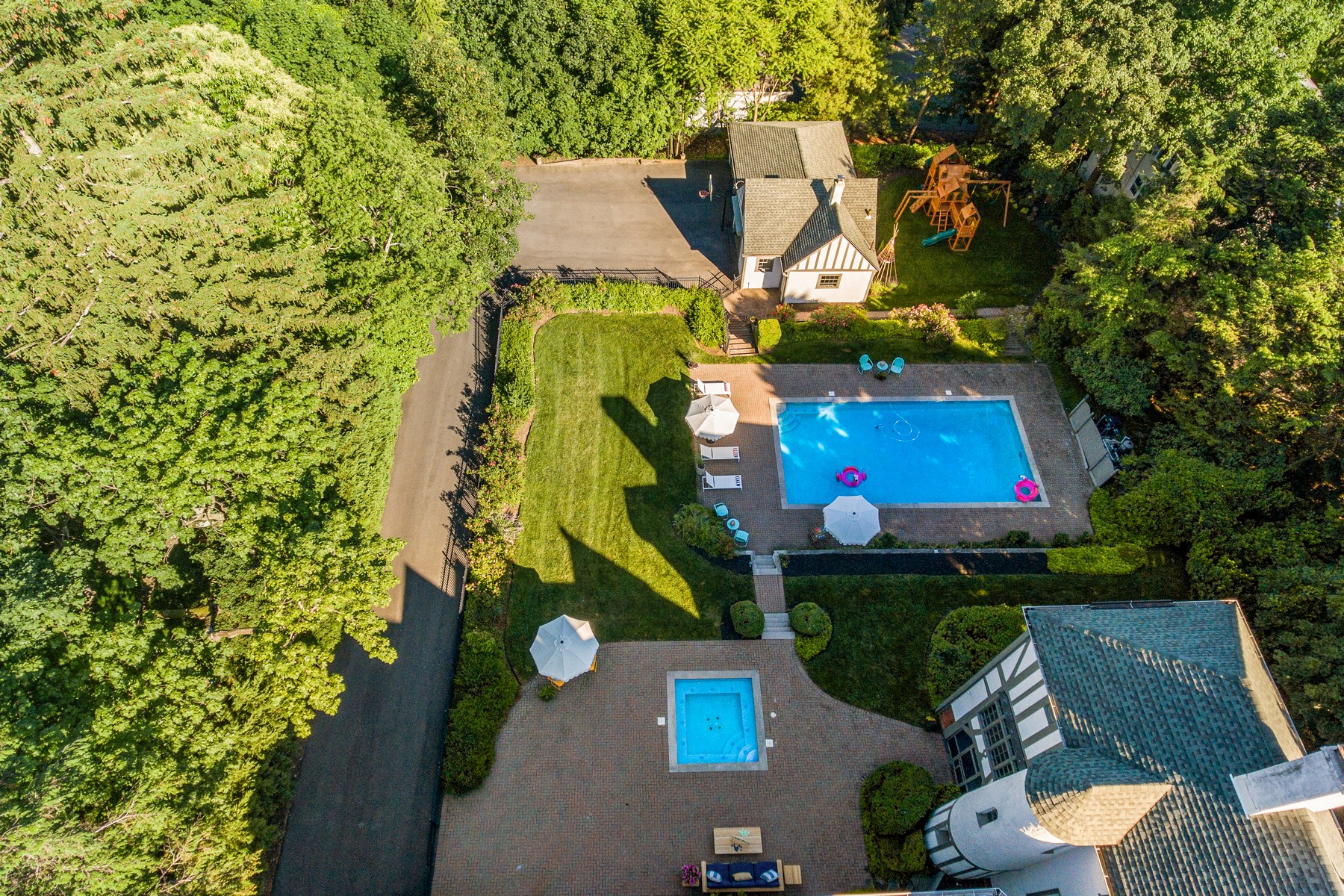 33 Prospect Avenue