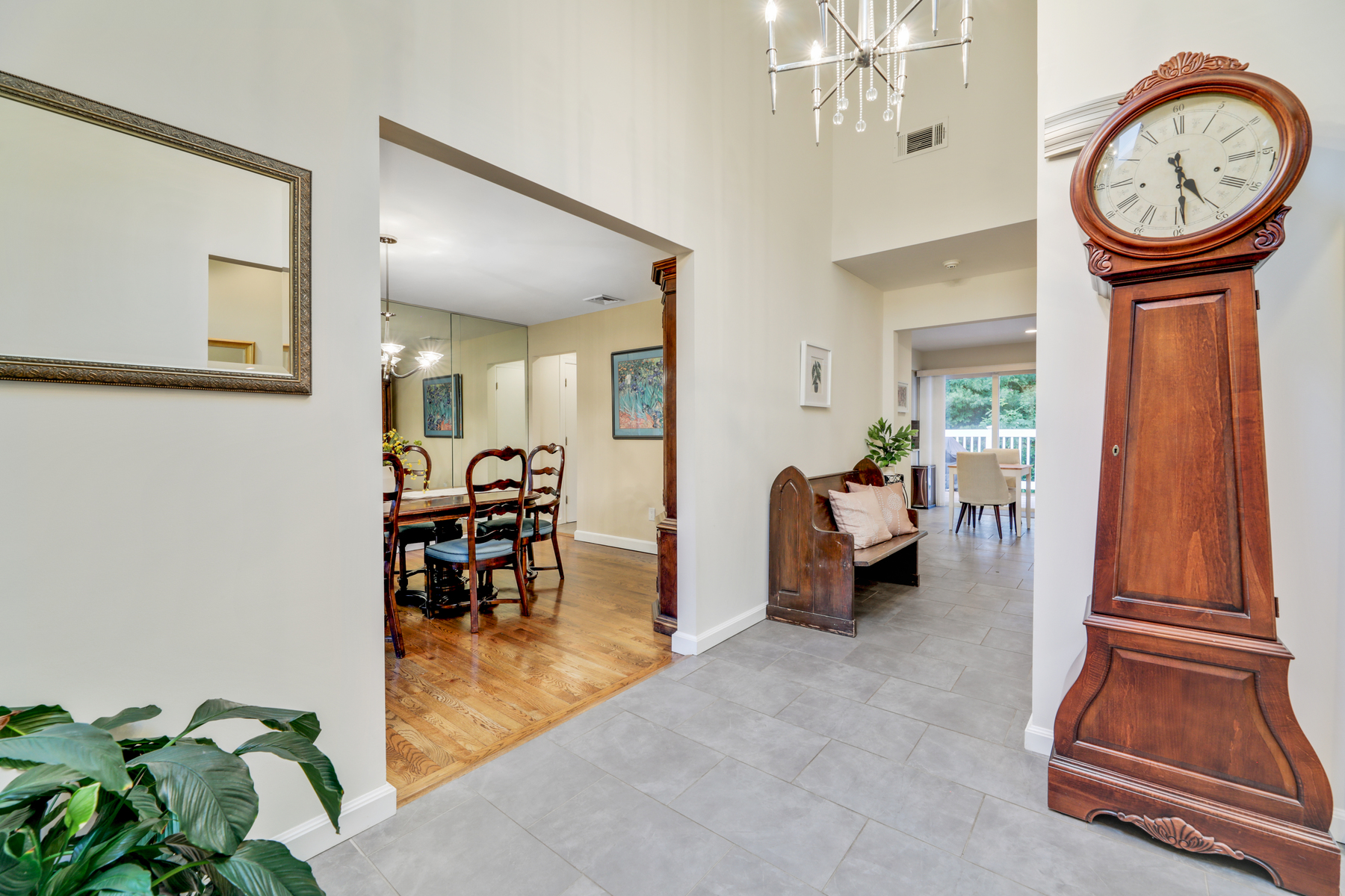 16 Knollwood Drive