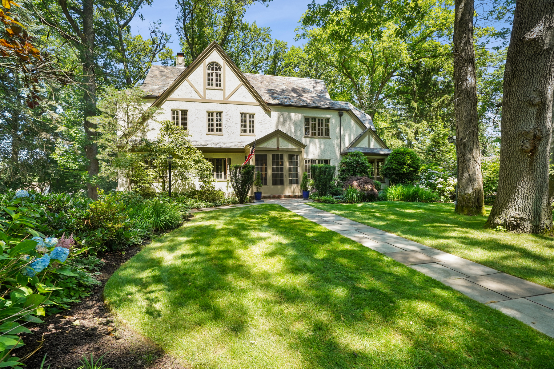 61 Oak Ridge Road