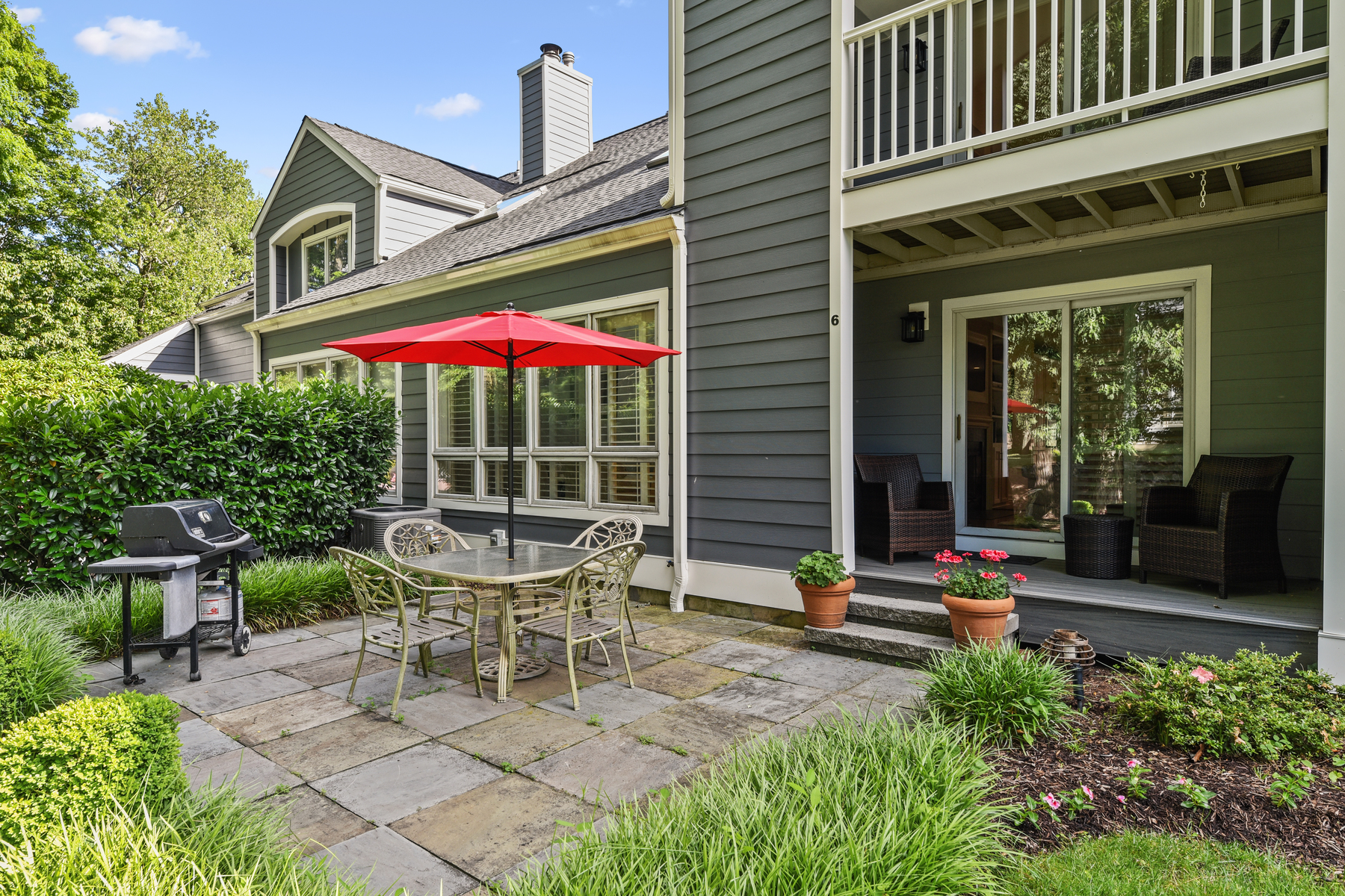 6 Sherwood Drive