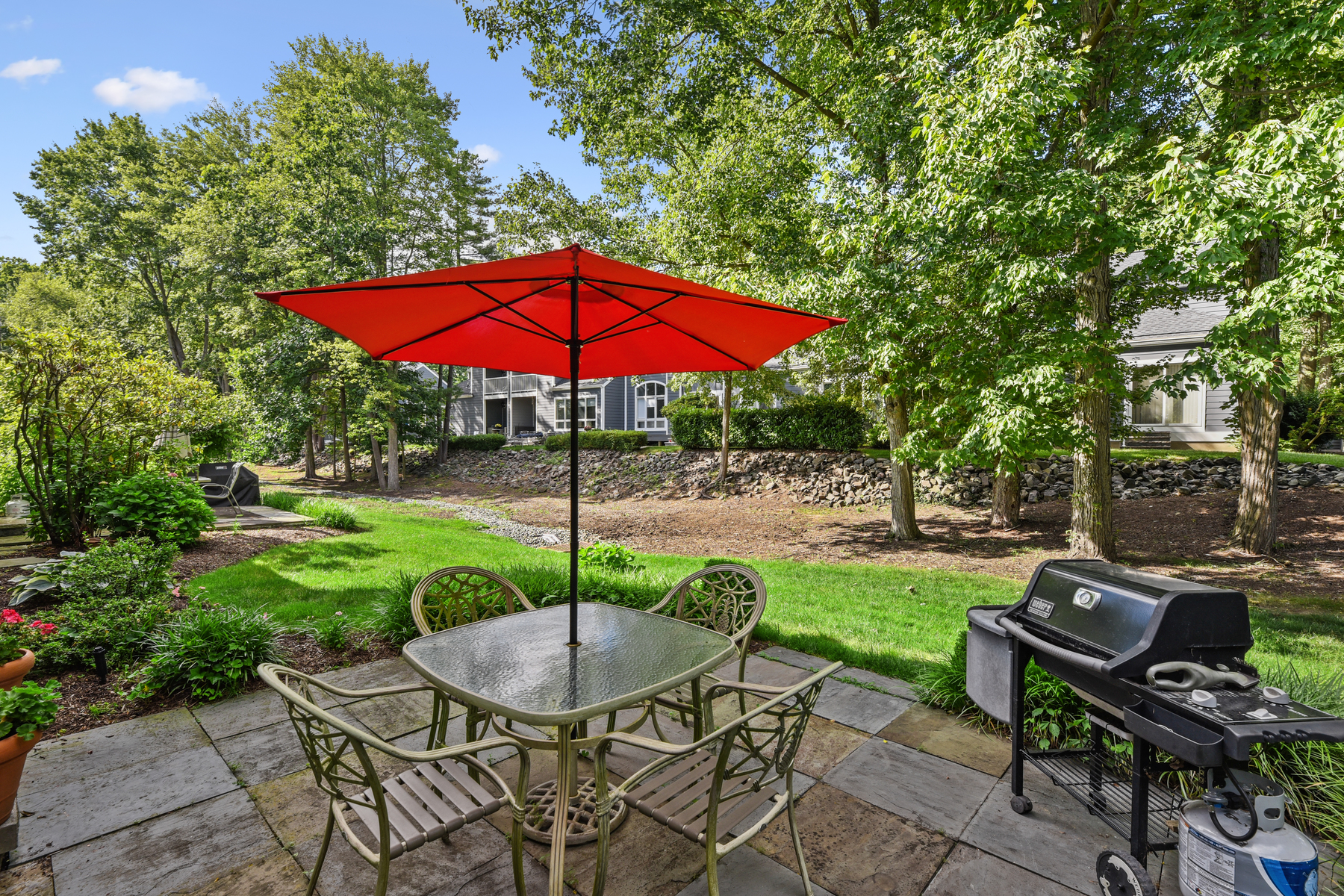 6 Sherwood Drive