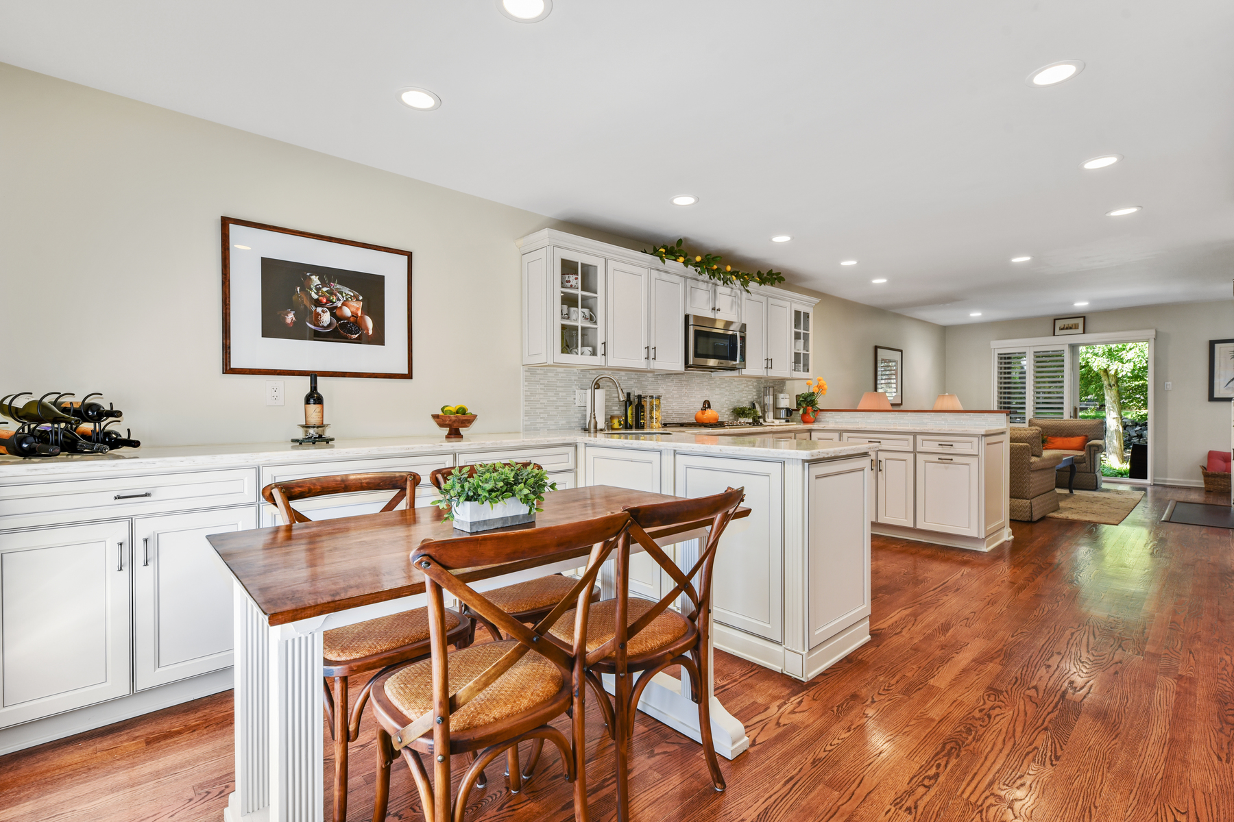 6 Sherwood Drive
