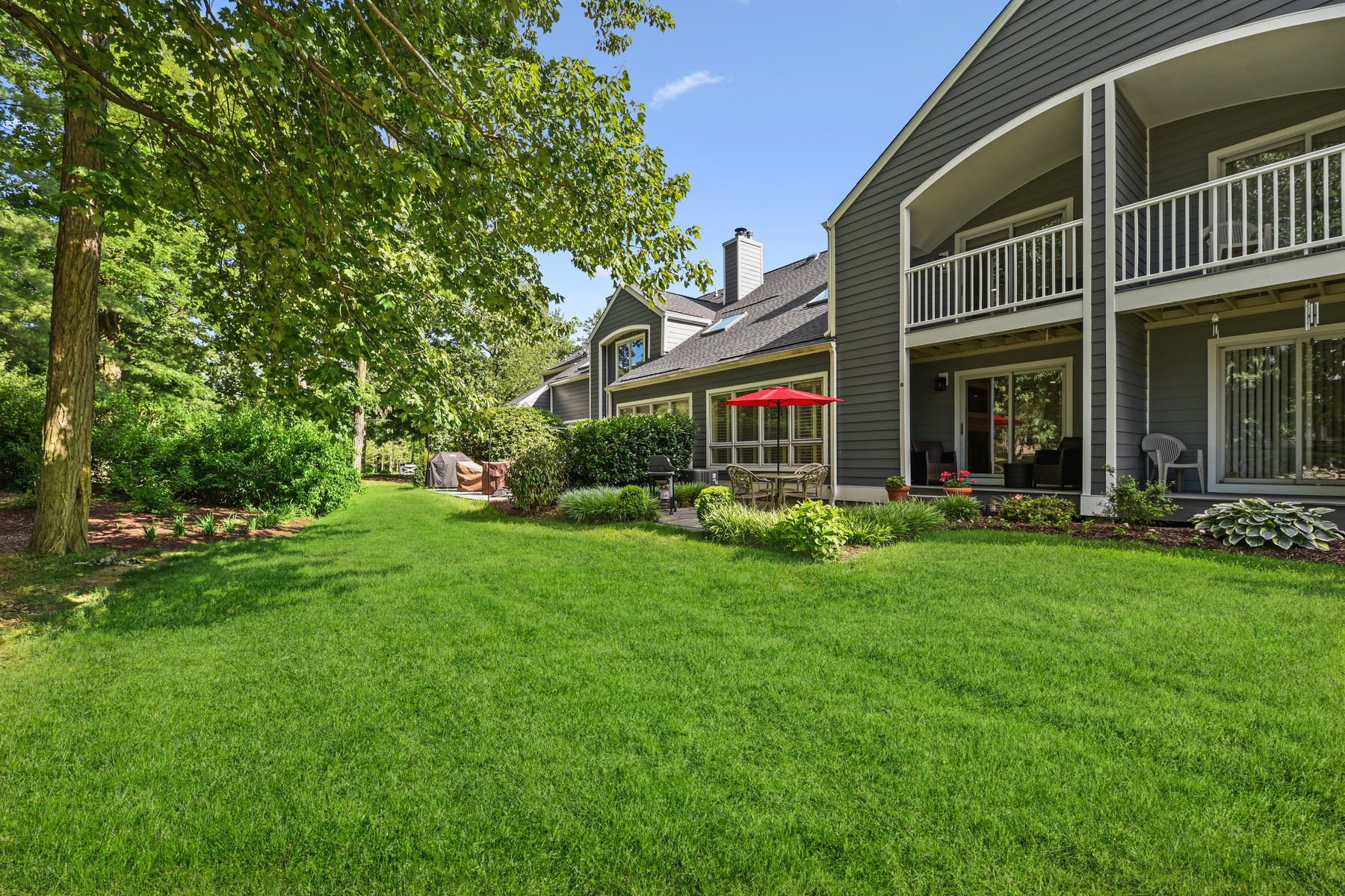 6 Sherwood Drive