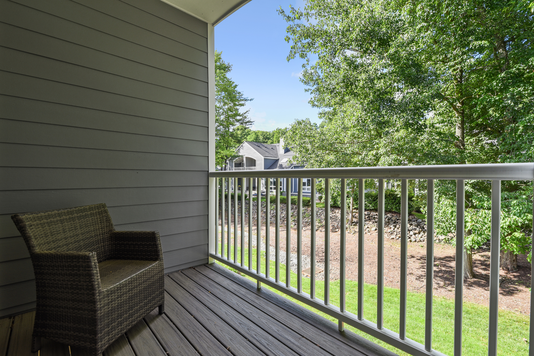 6 Sherwood Drive