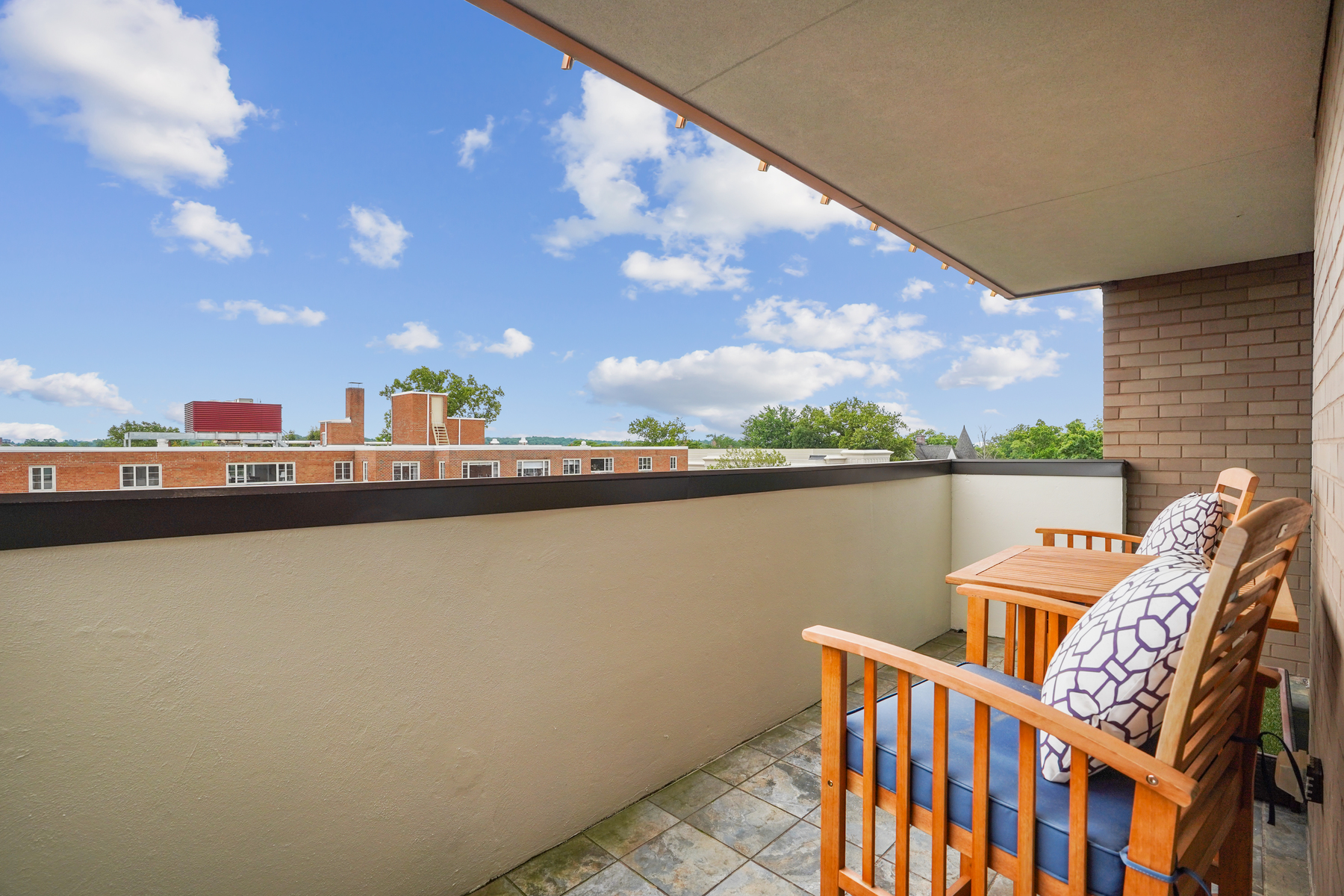 1 Euclid Avenue, #6D 