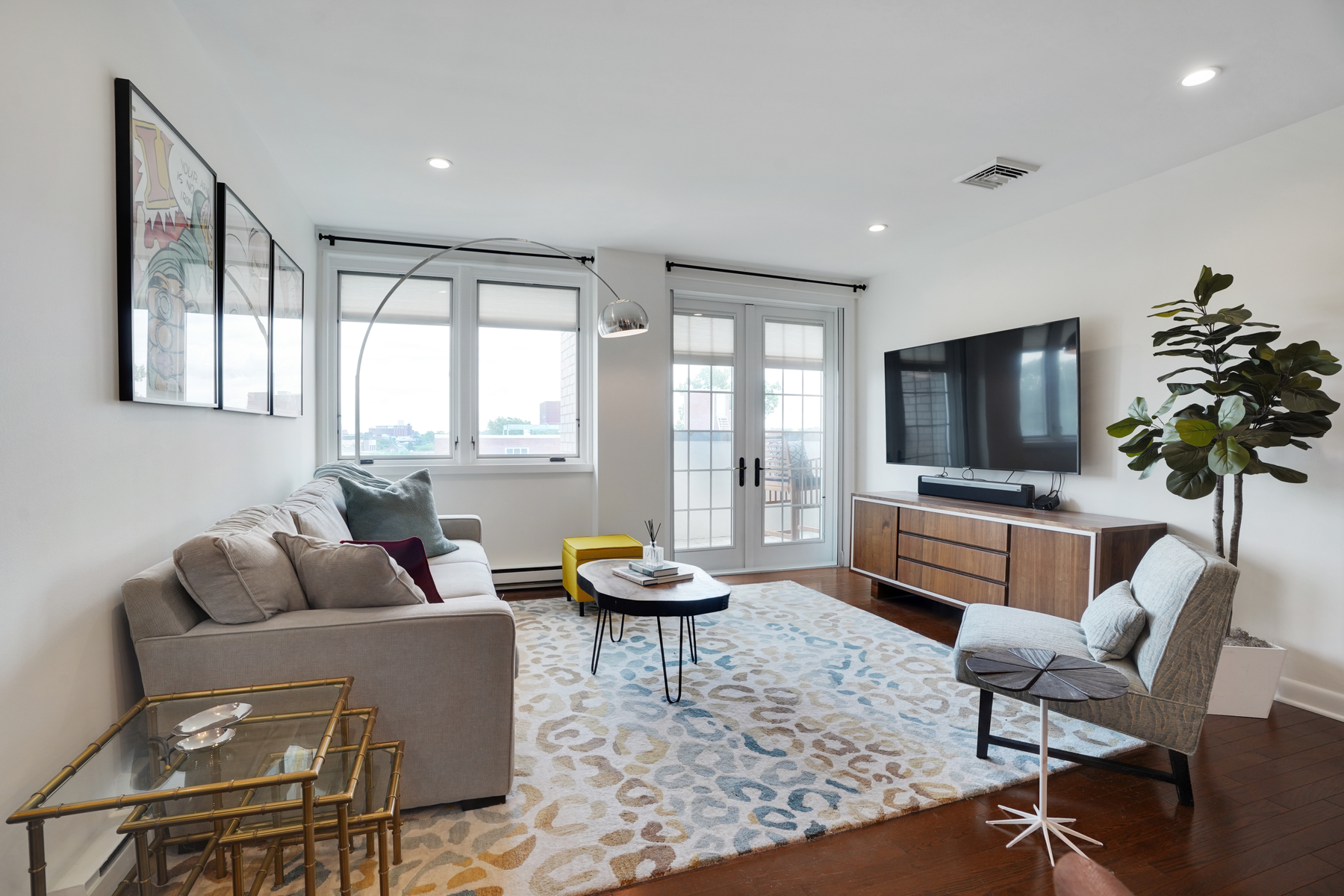 1 Euclid Avenue, #6D 