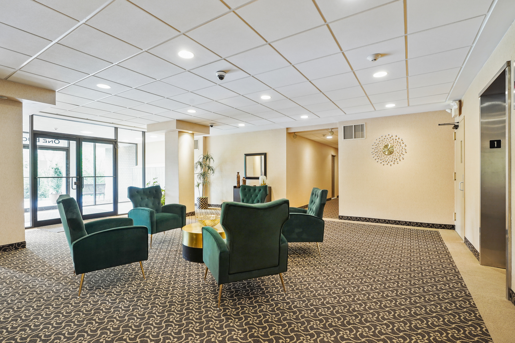 1 Euclid Avenue, #6D 