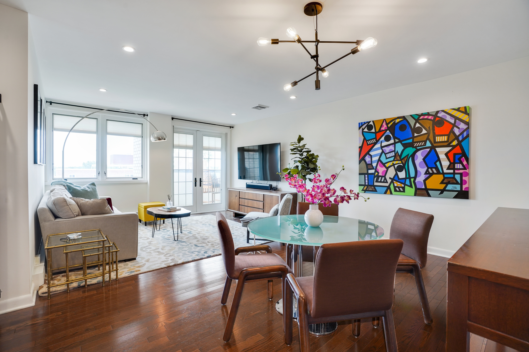 1 Euclid Avenue, #6D 