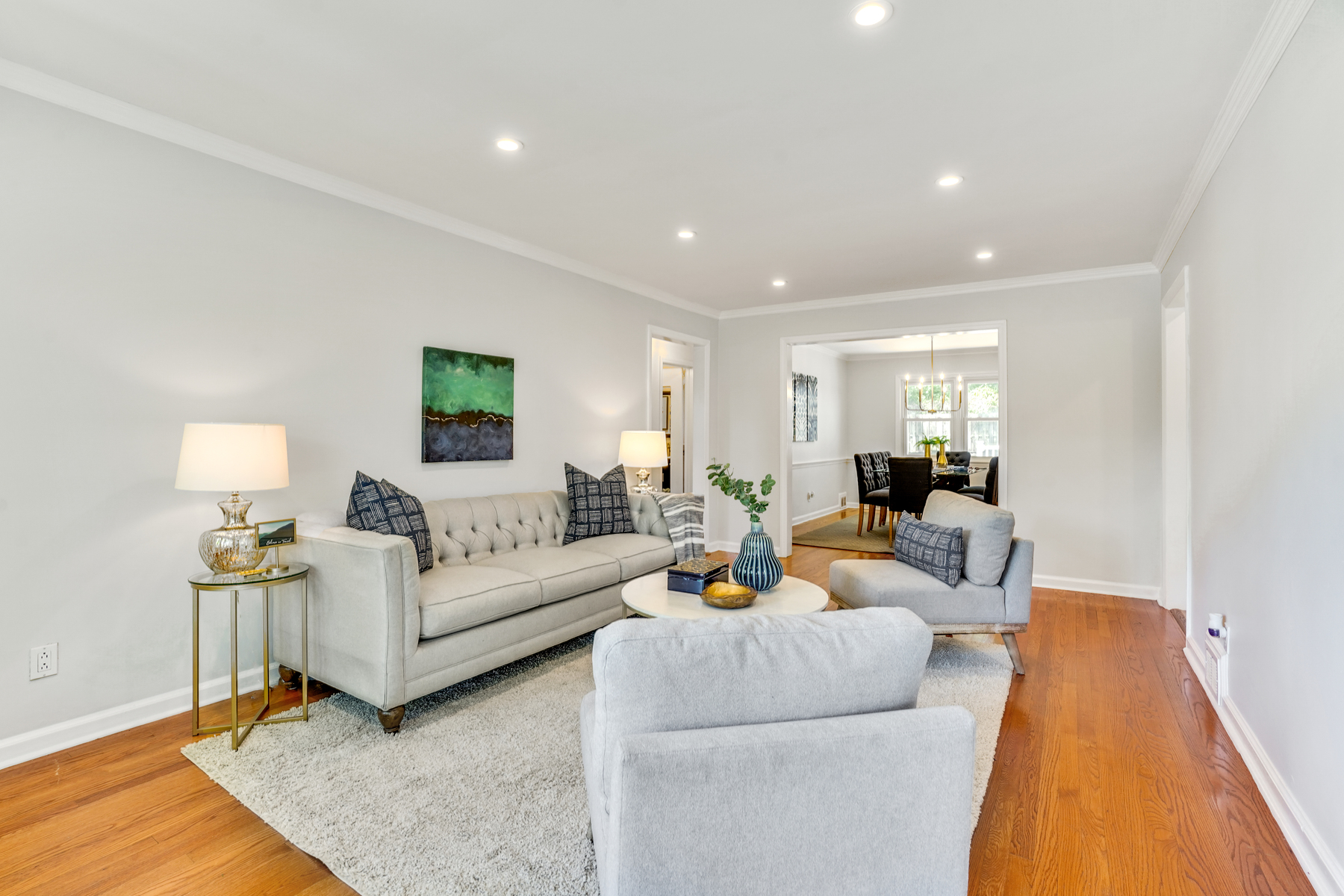 21 Locust Avenue