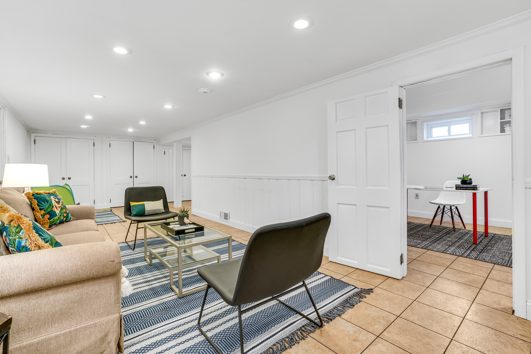 21 Locust Avenue