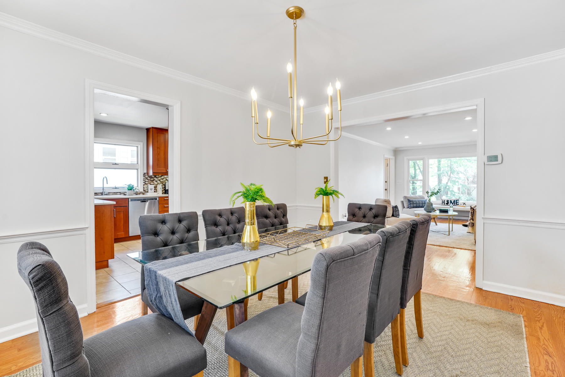 21 Locust Avenue