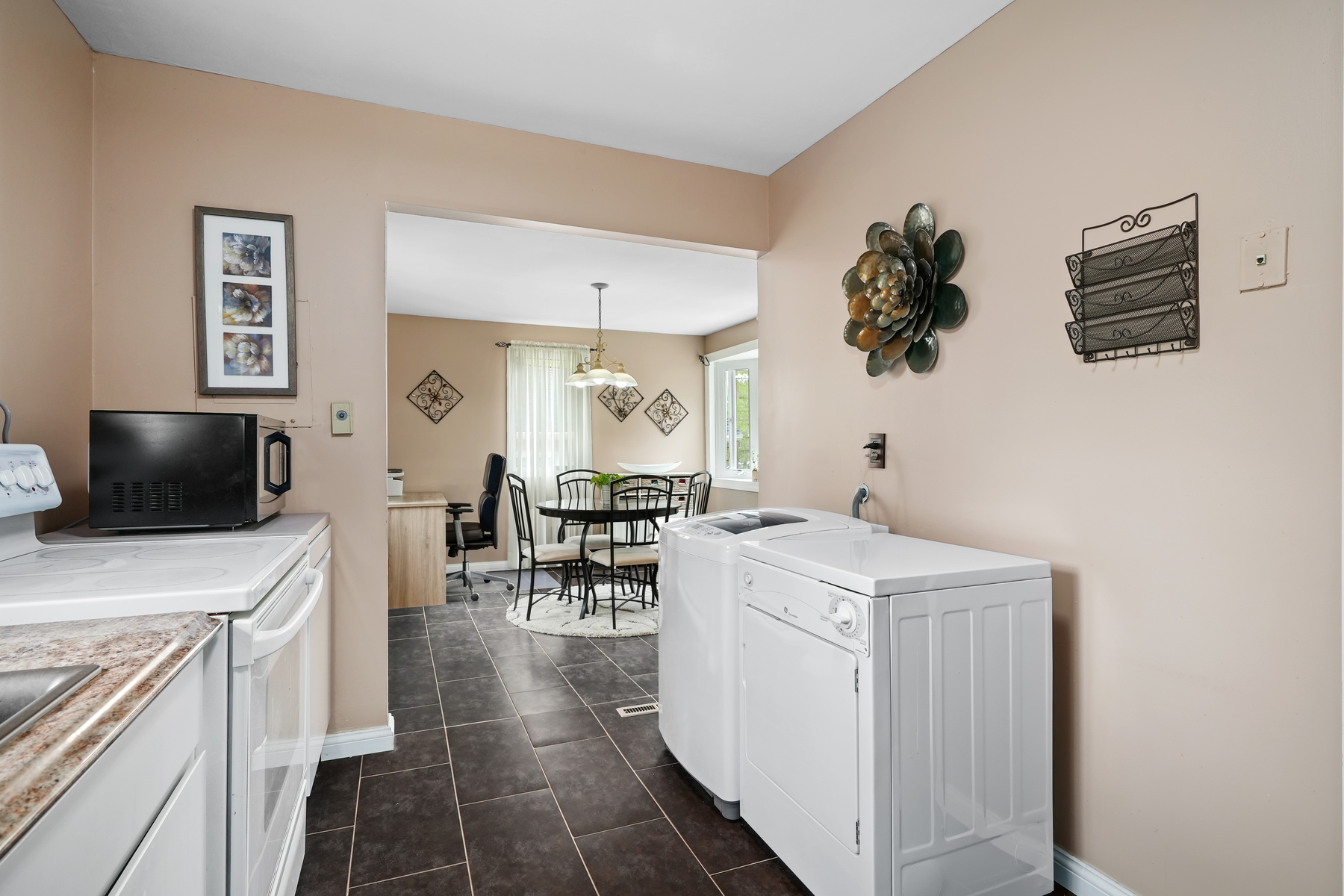 128 Rollins Trail