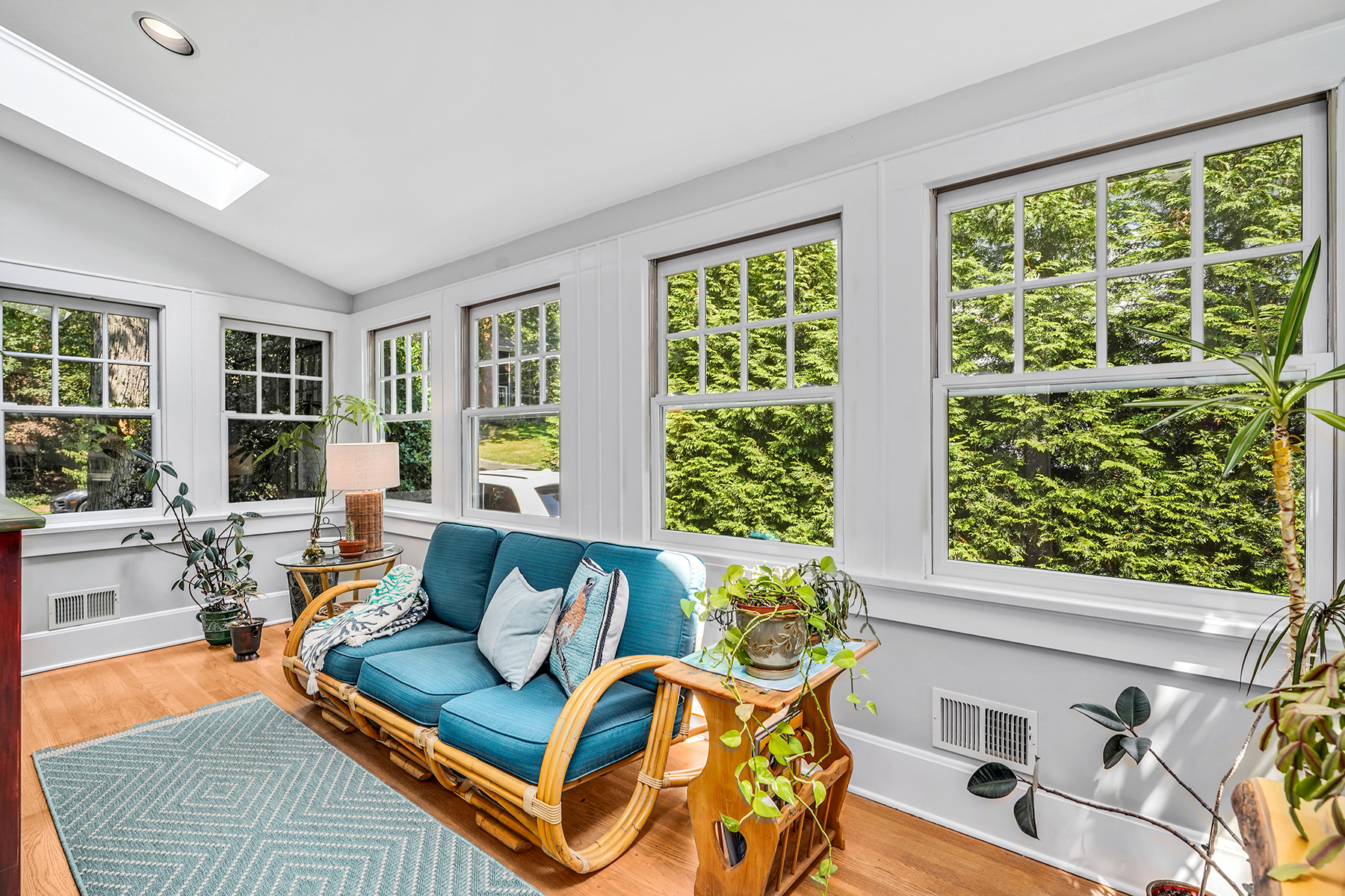 9 Montview Road