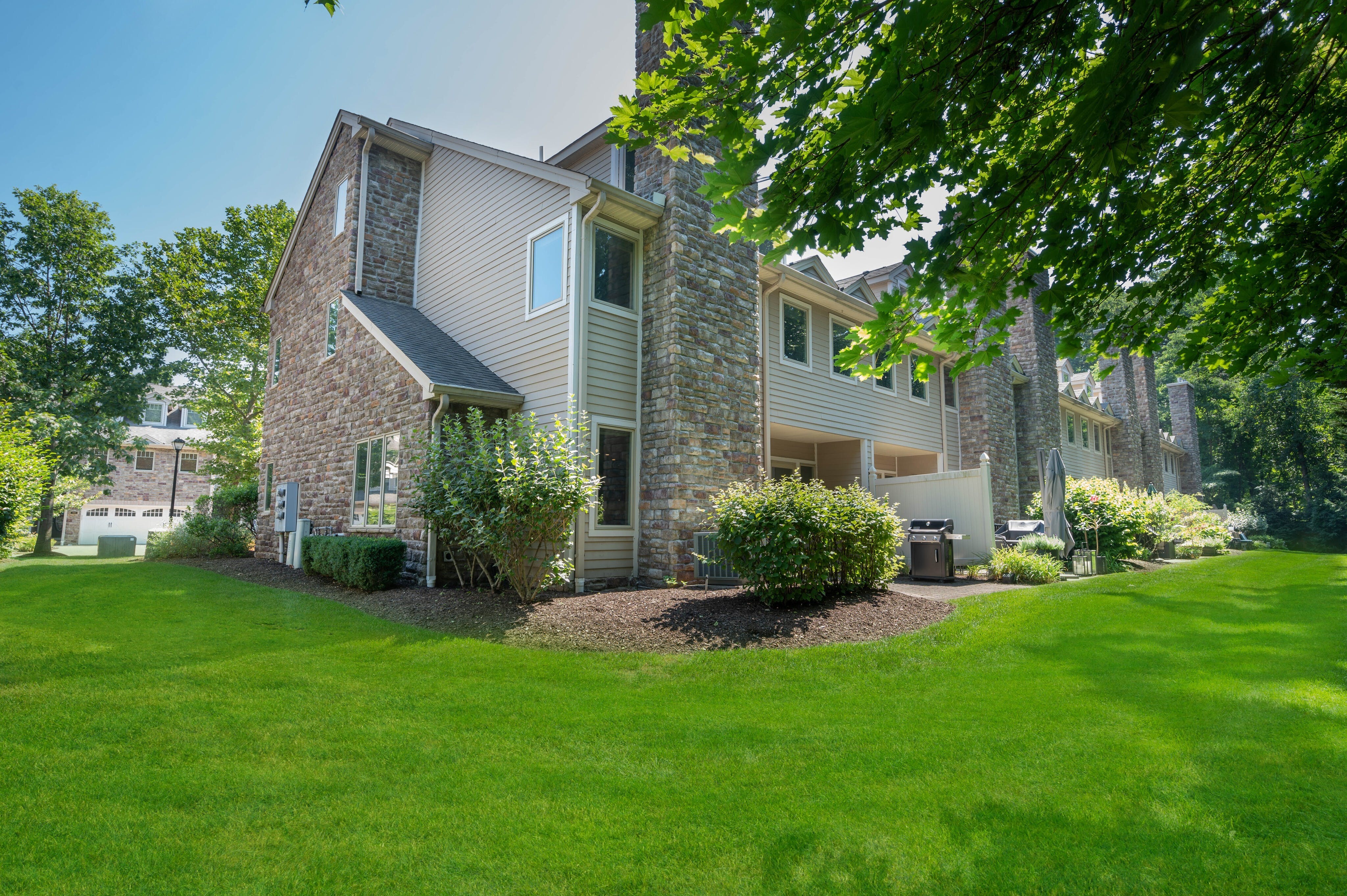55 Eggers Court