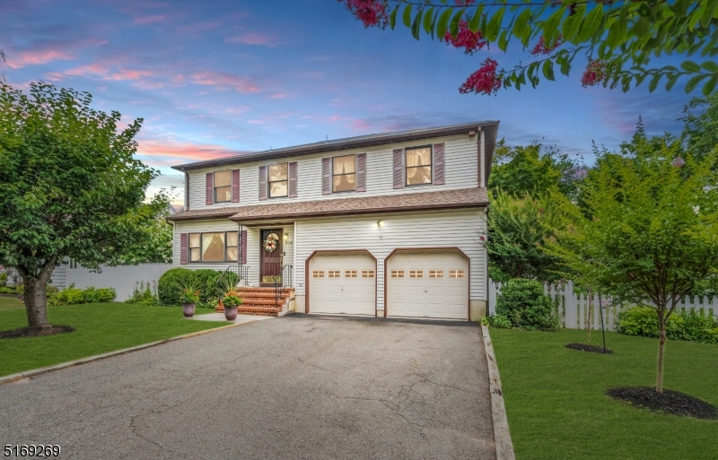373 Crosson Pl