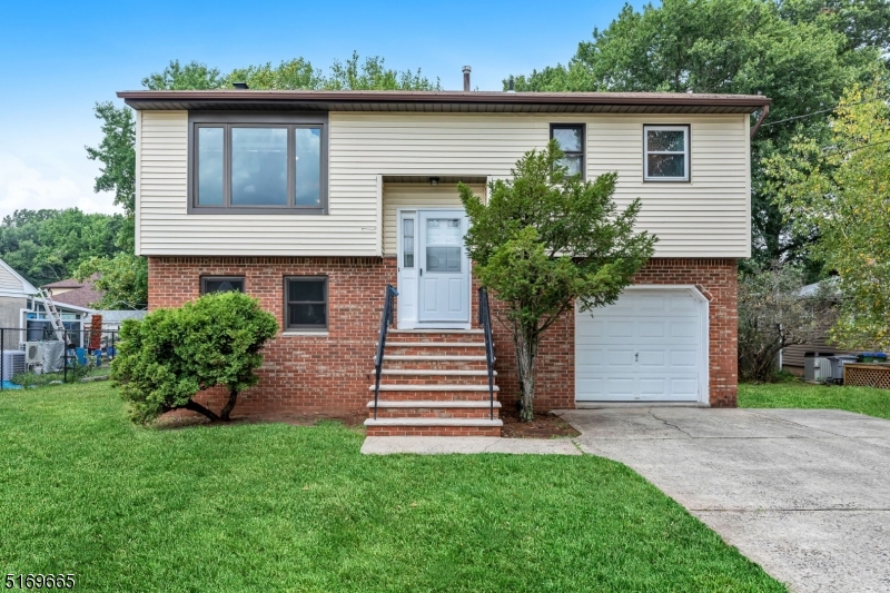 956 New Dover Rd