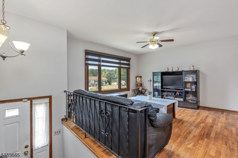 956 New Dover Rd