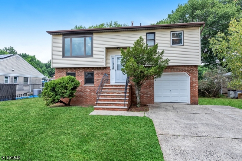 956 New Dover Rd