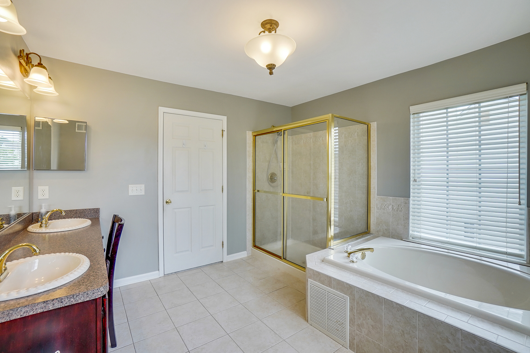 5 Cabin Brook Crescent