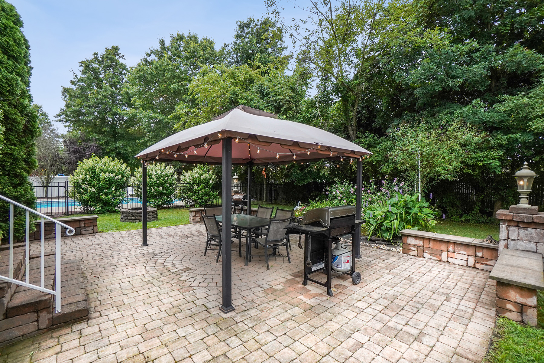 5 Cabin Brook Crescent