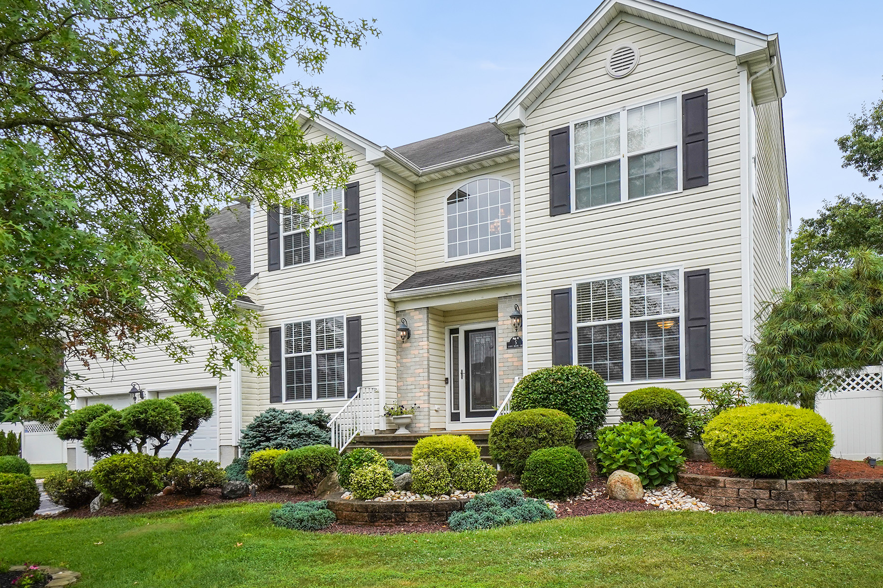5 Cabin Brook Crescent