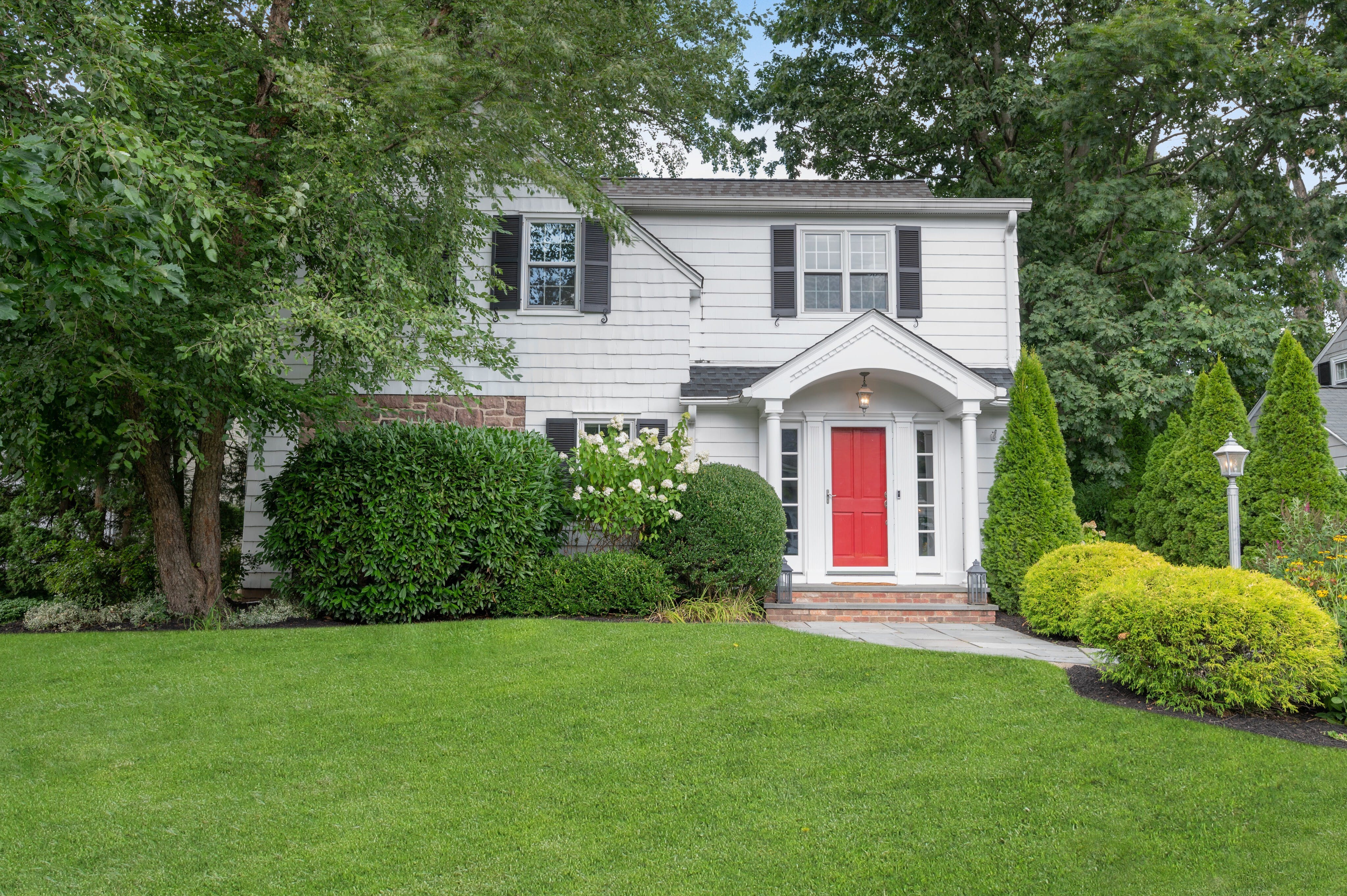 27 Colony Drive