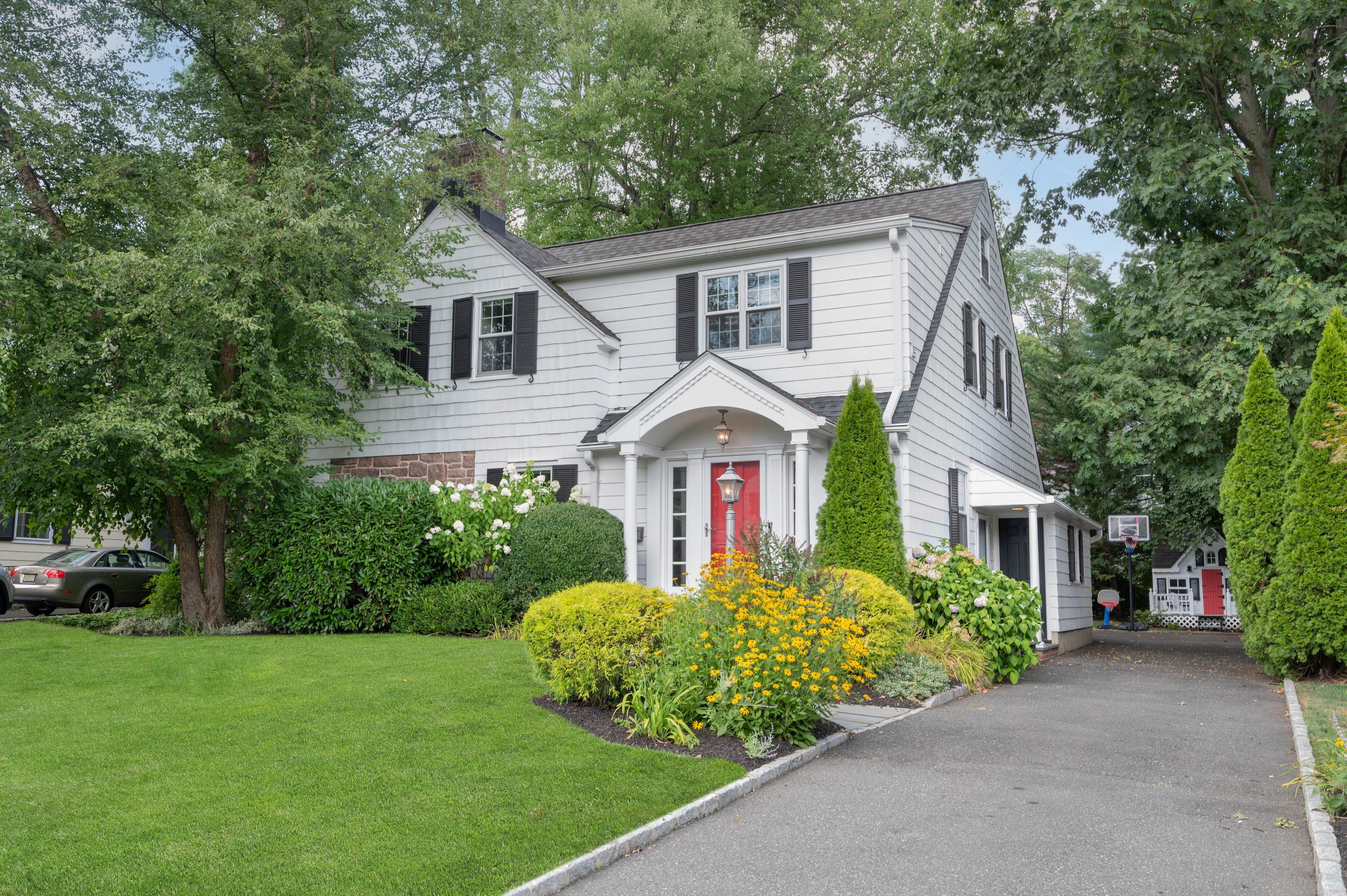 27 Colony Drive
