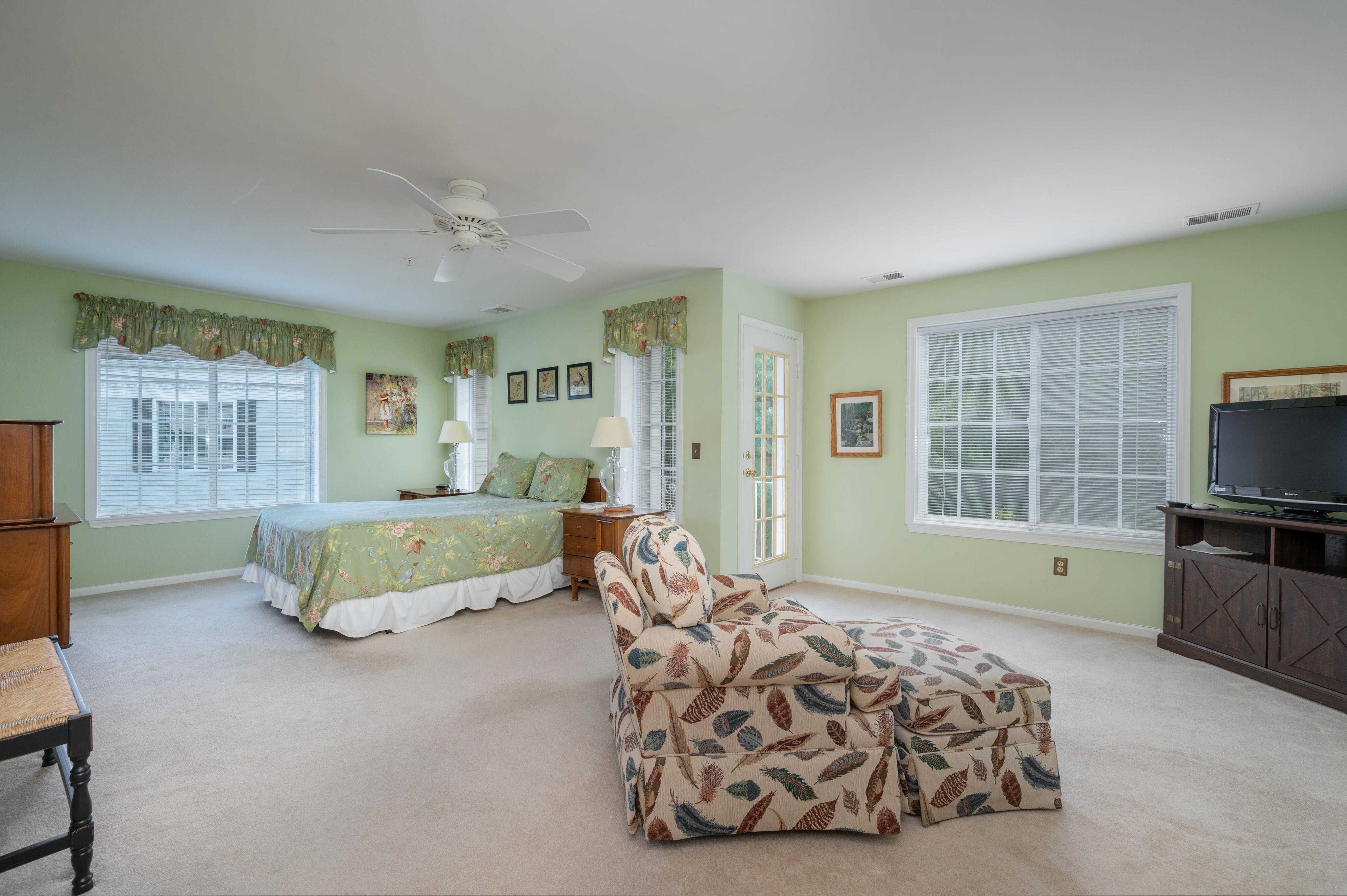 223 Riveredge Drive