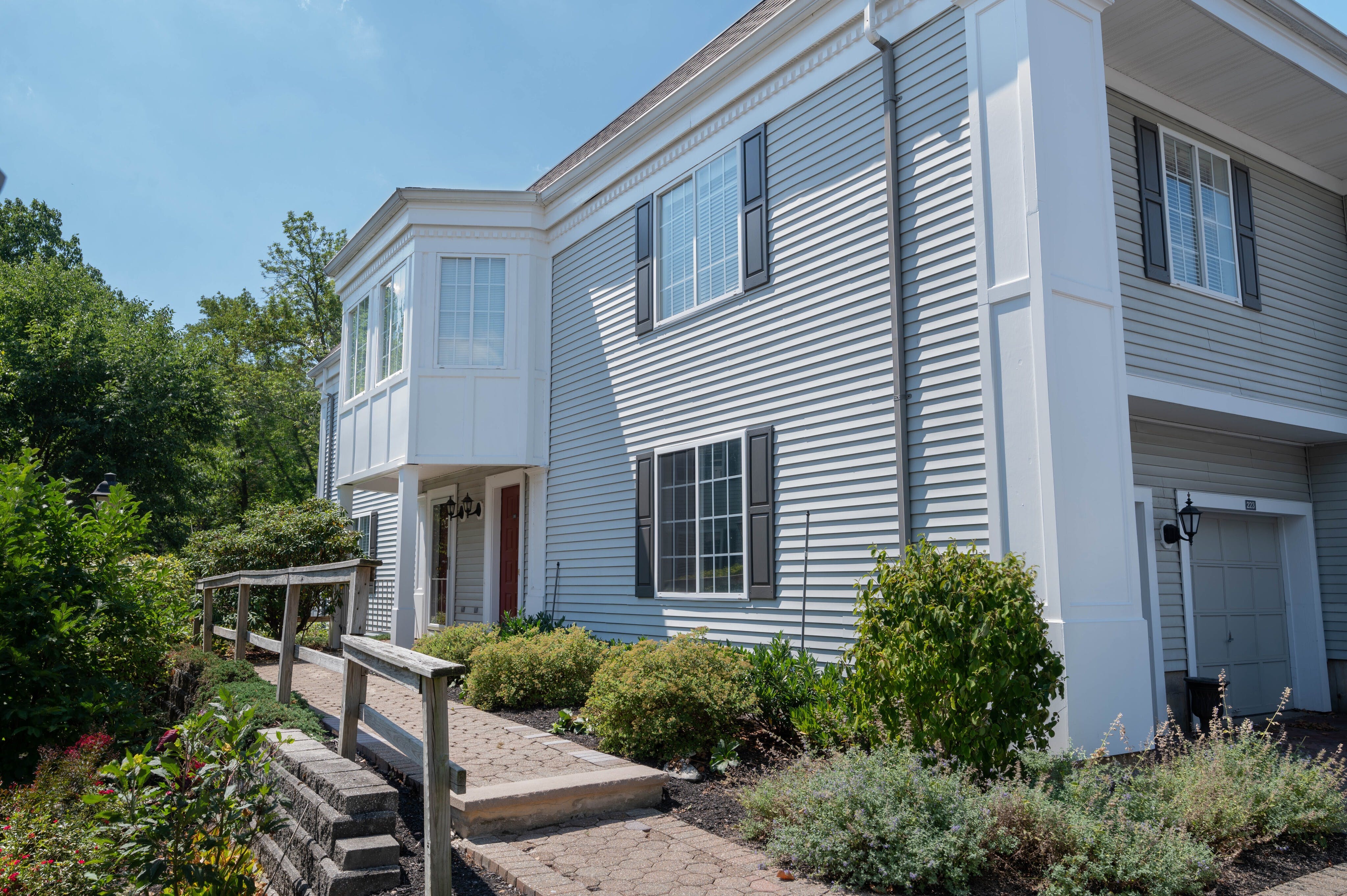 223 Riveredge Drive
