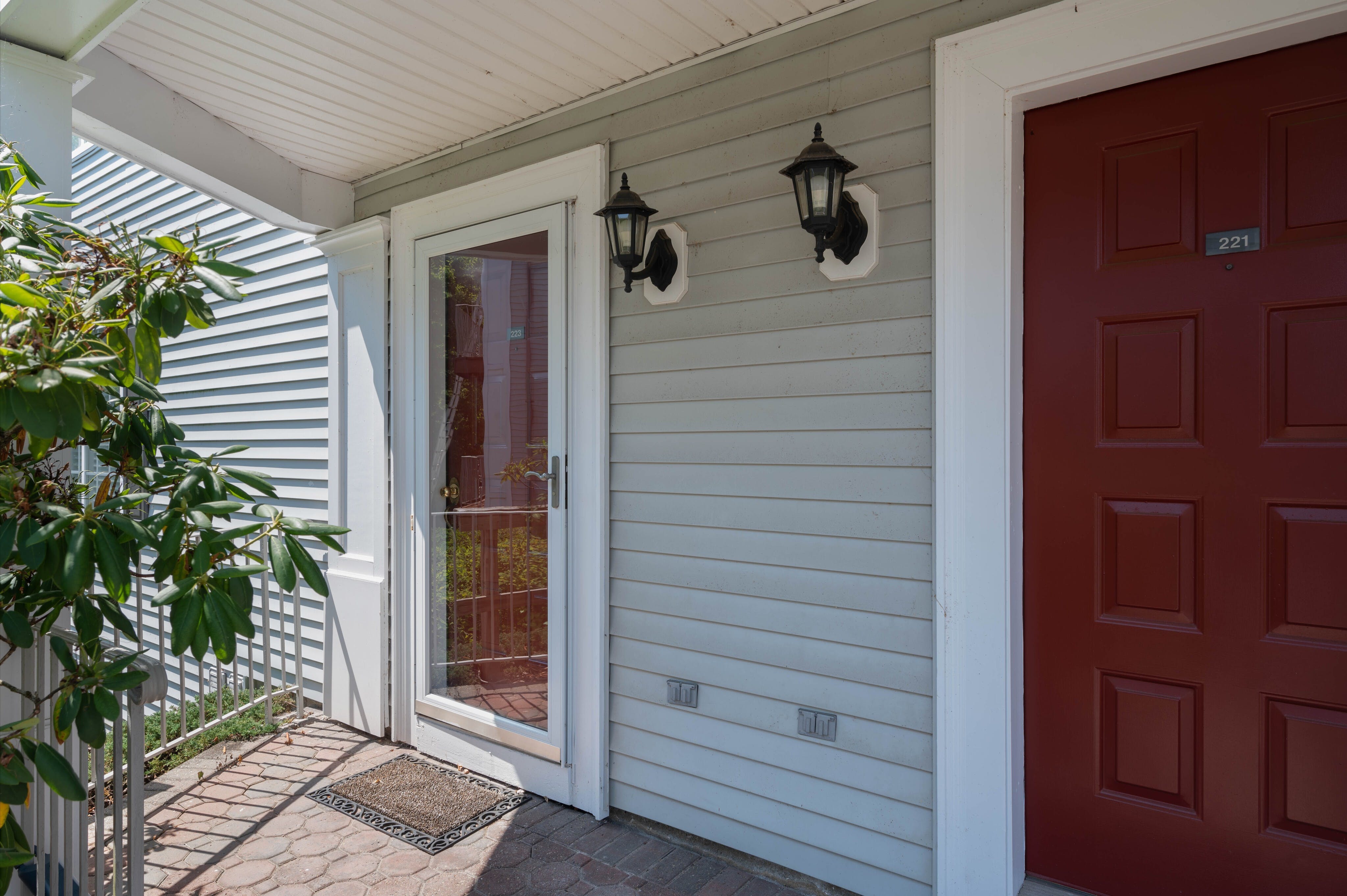 223 Riveredge Drive