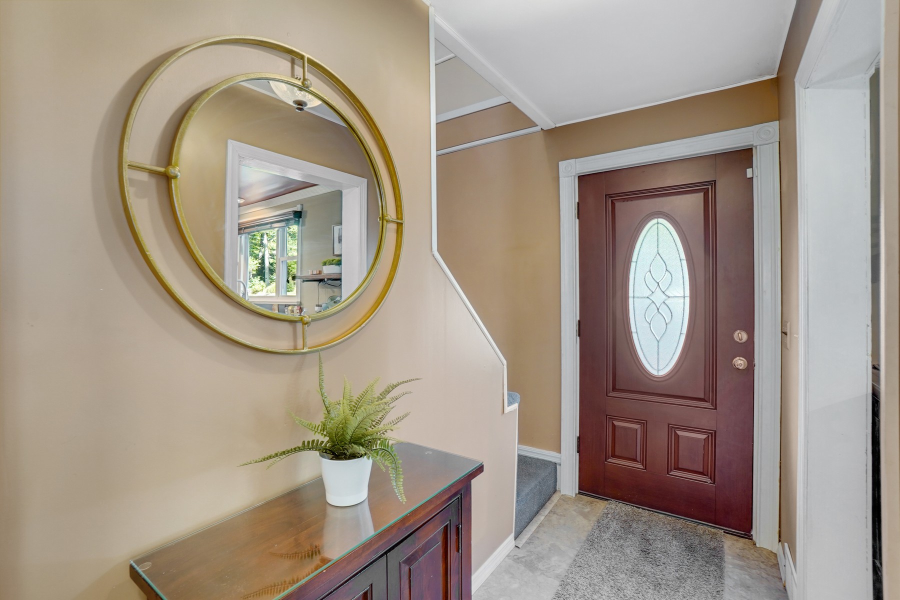 253 Runnymede Road
