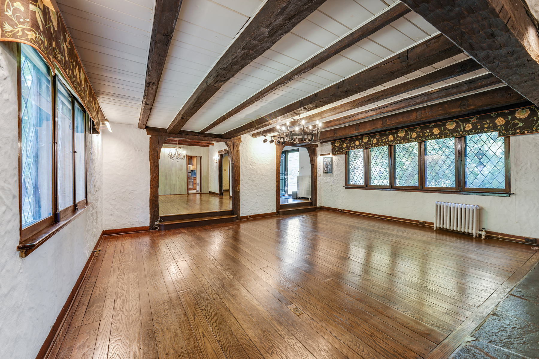 5 Robin Hood Road
