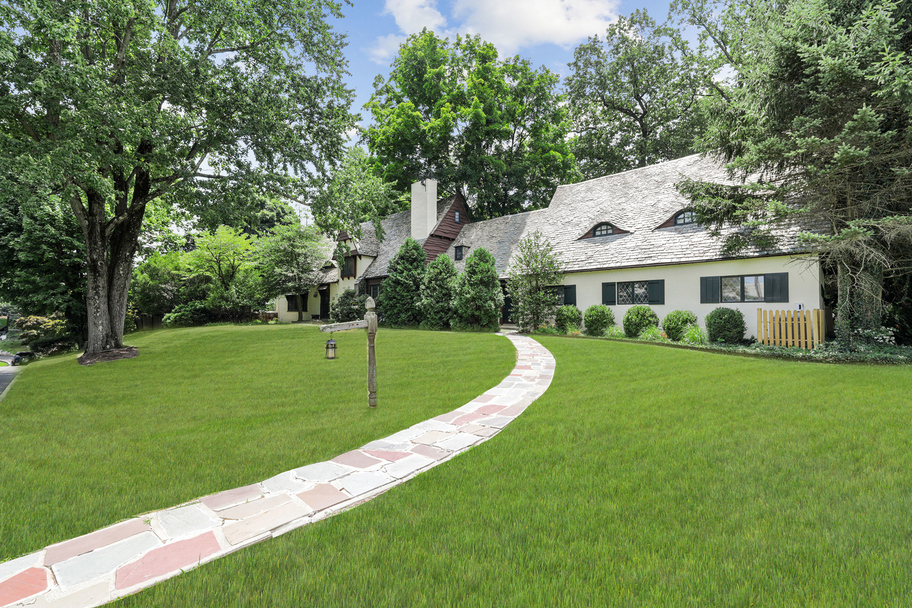 5 Robin Hood Road