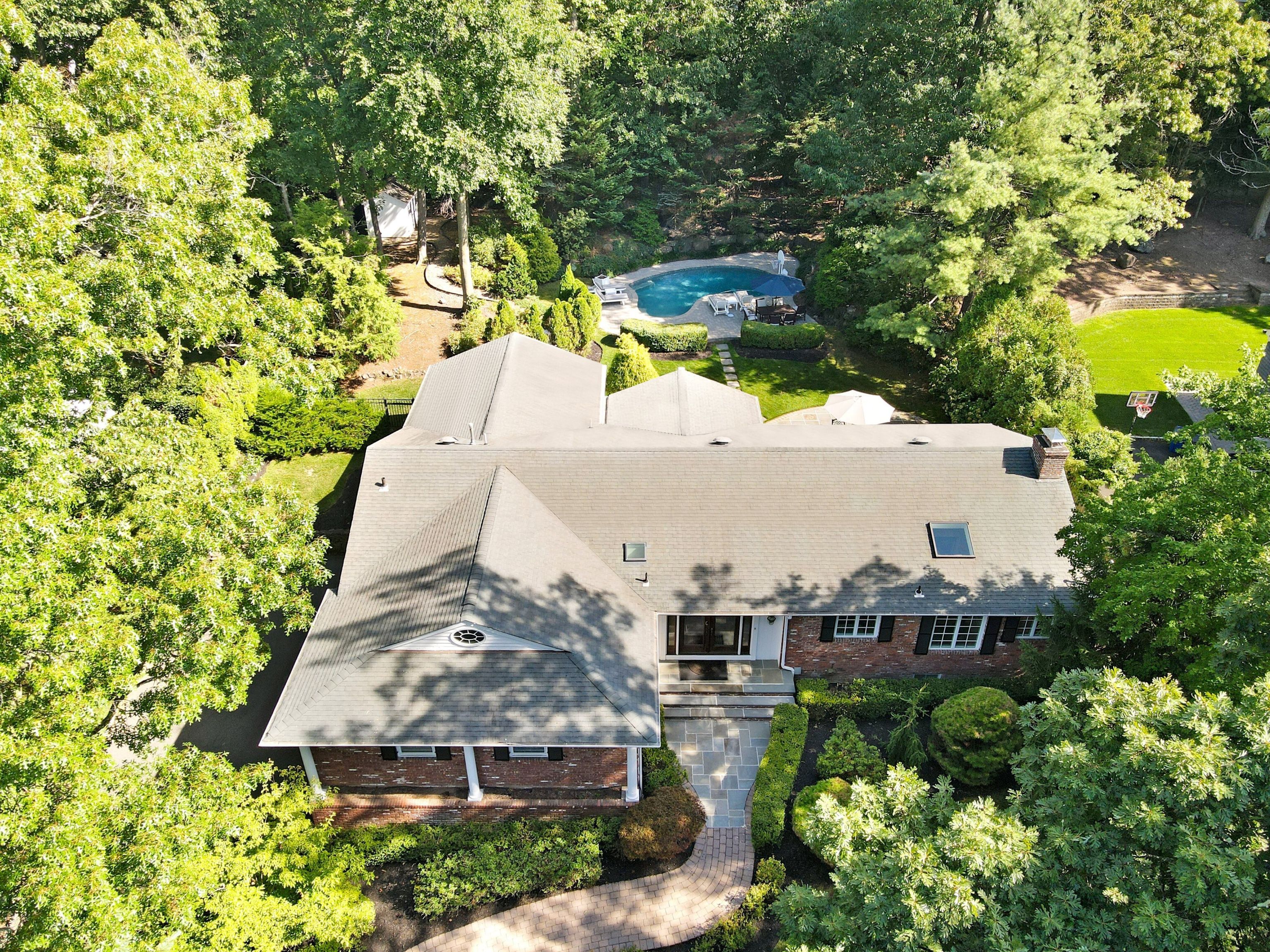 82 Mohawk Road