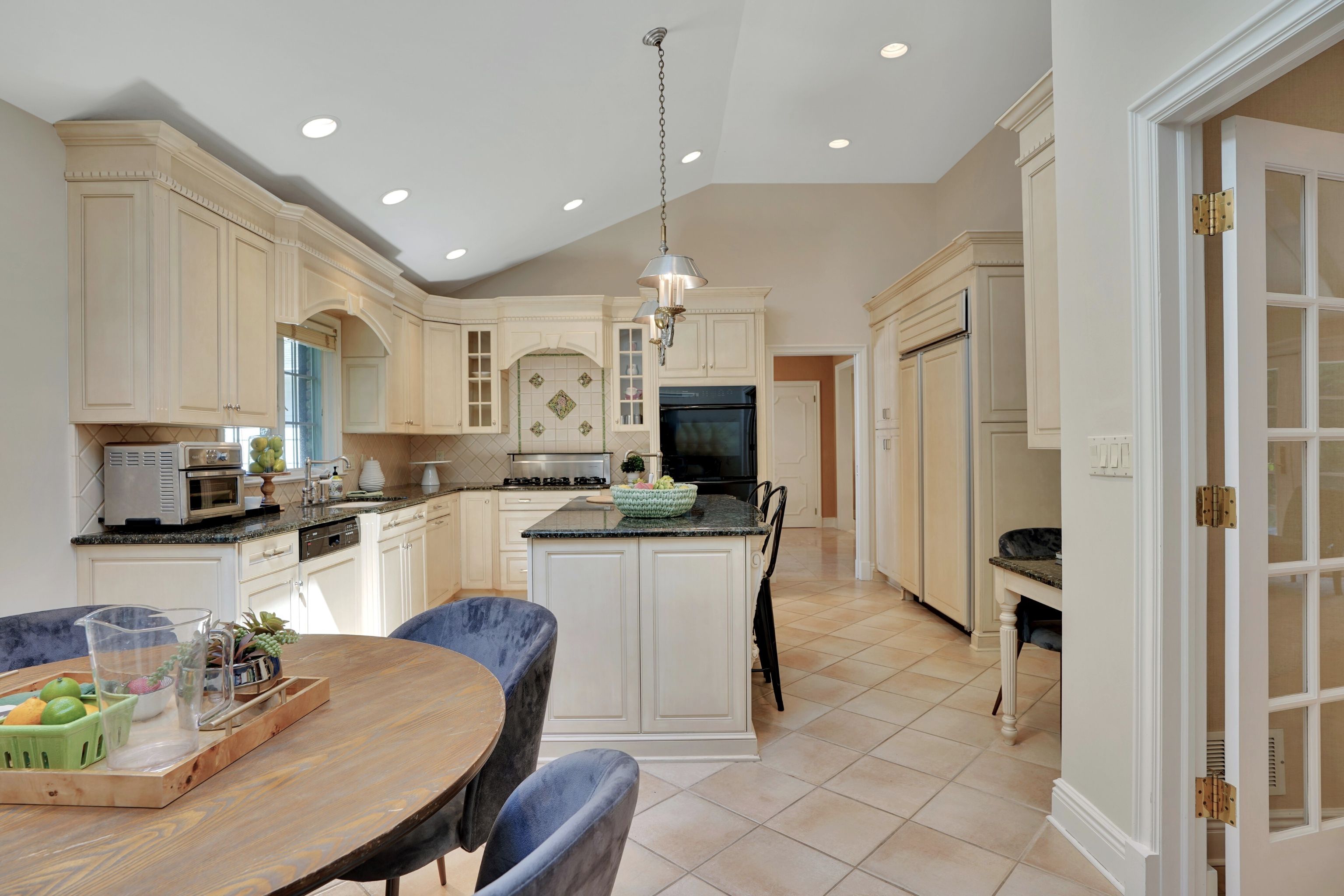 82 Mohawk Road